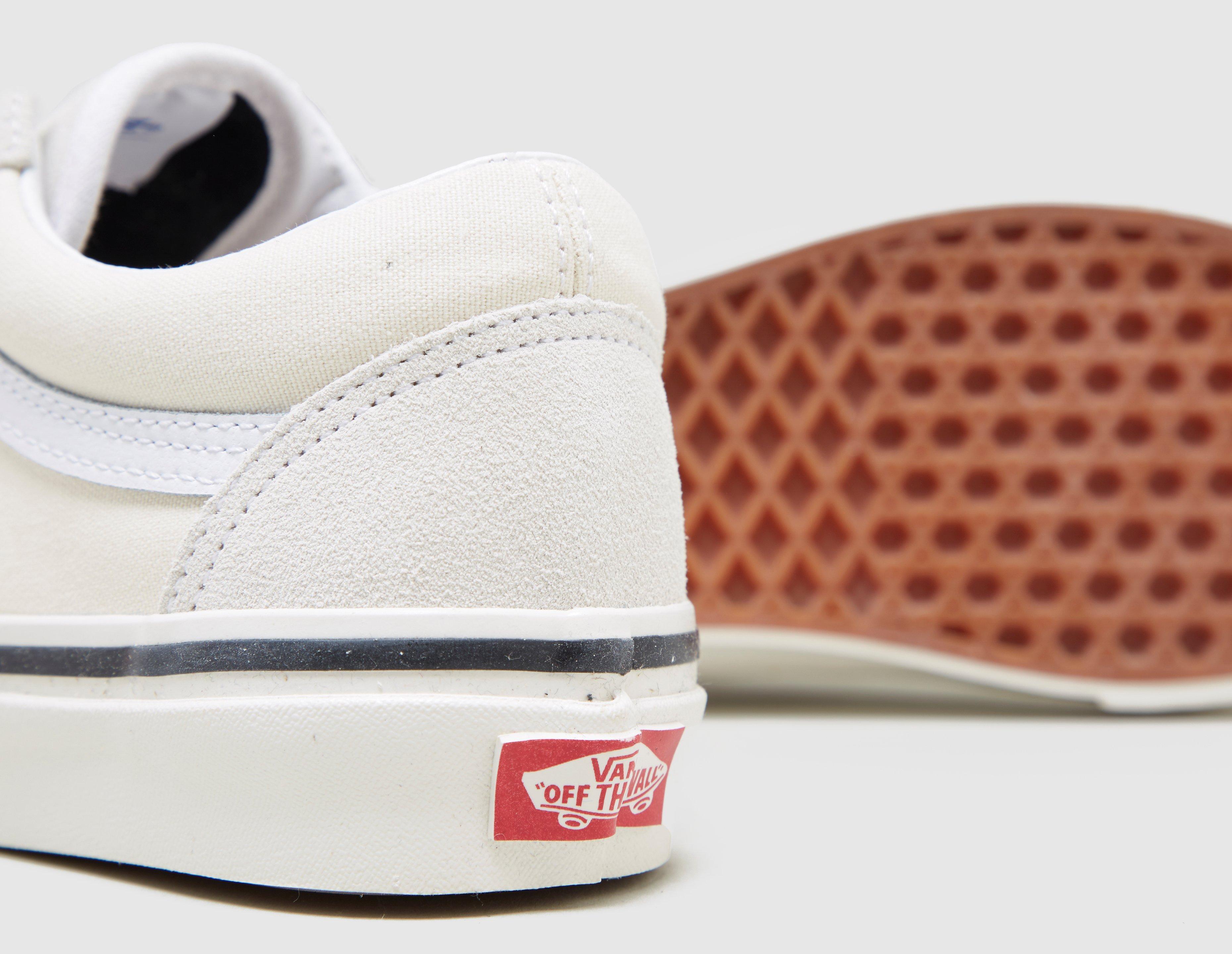 Vans old skool on sale 36 dx classic white