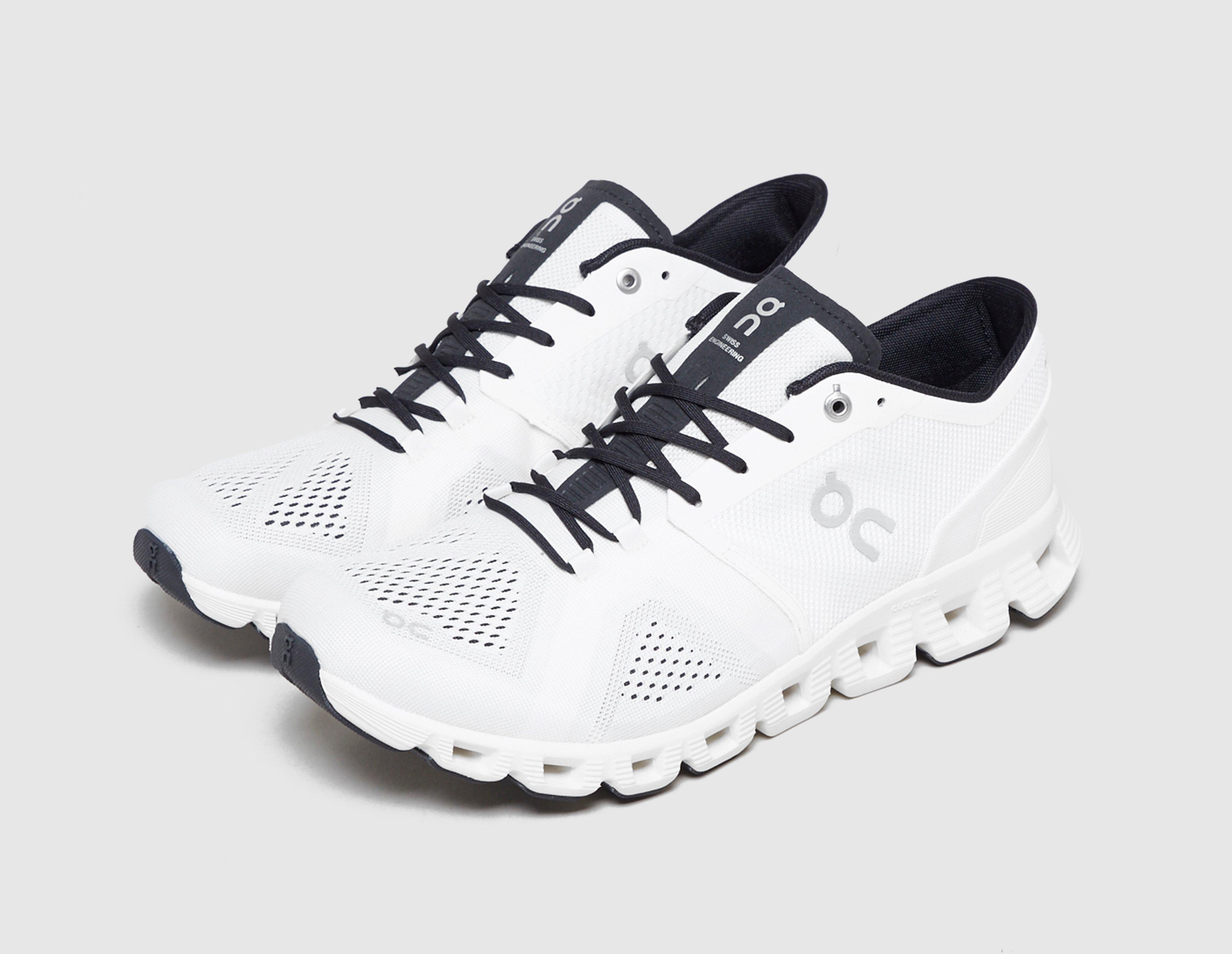 on running cloud x white