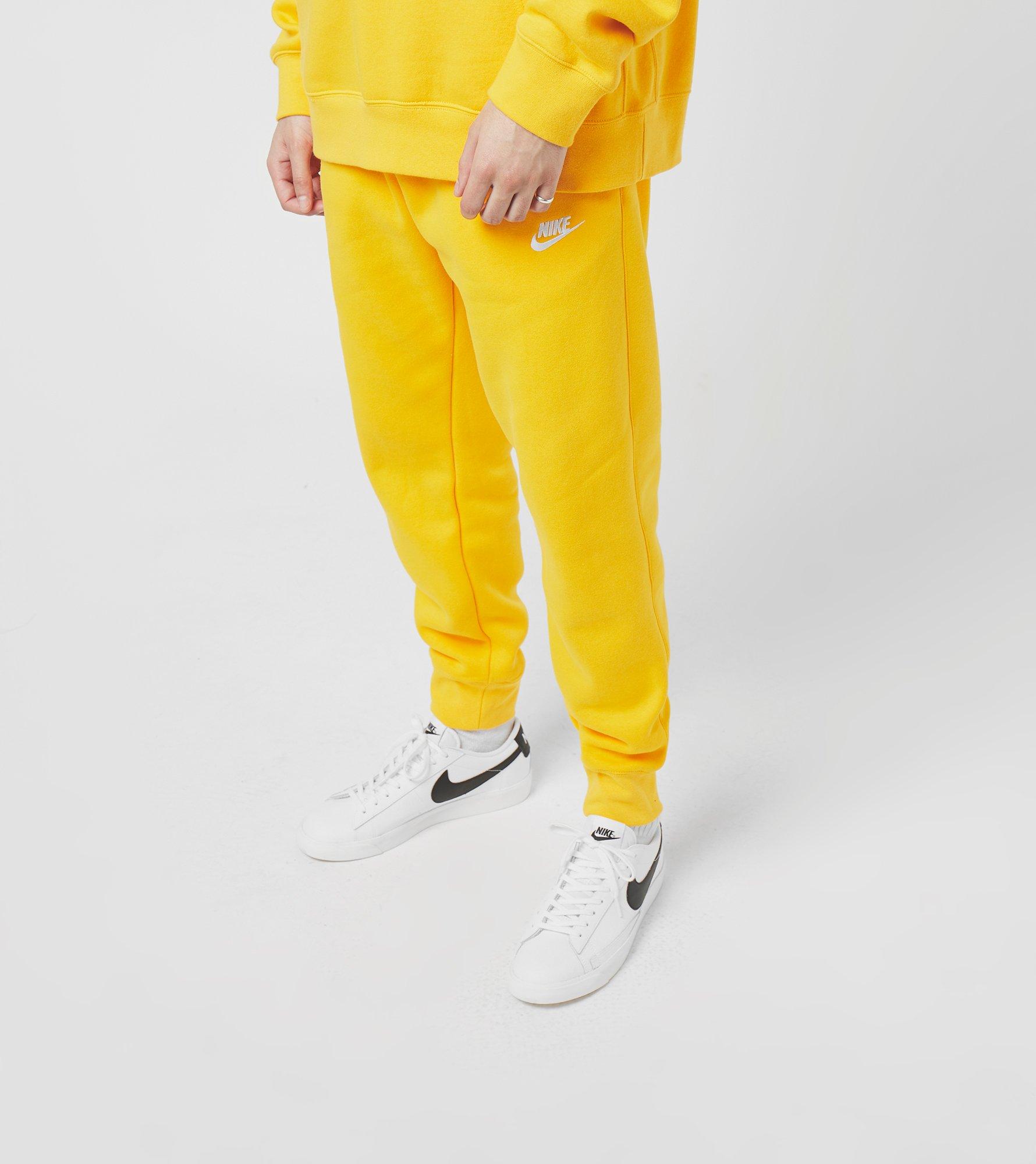 nike yellow joggers