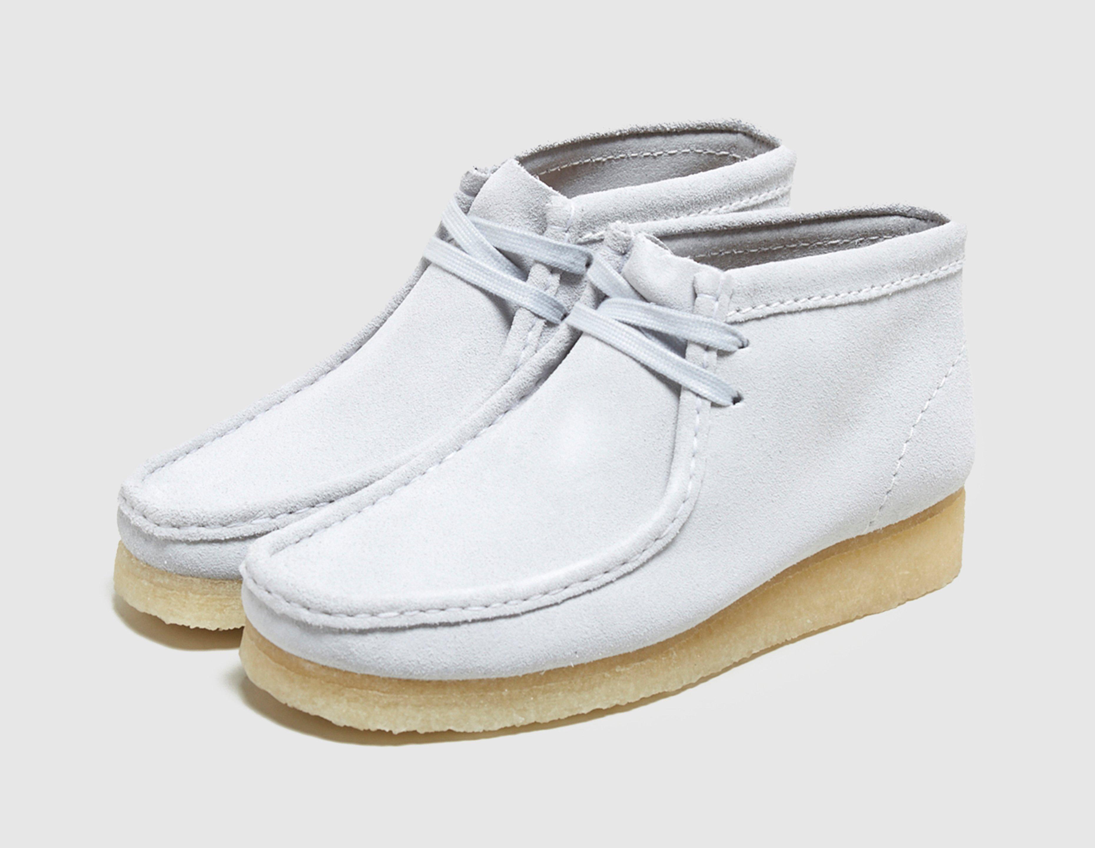 clarks wallabee boots womens