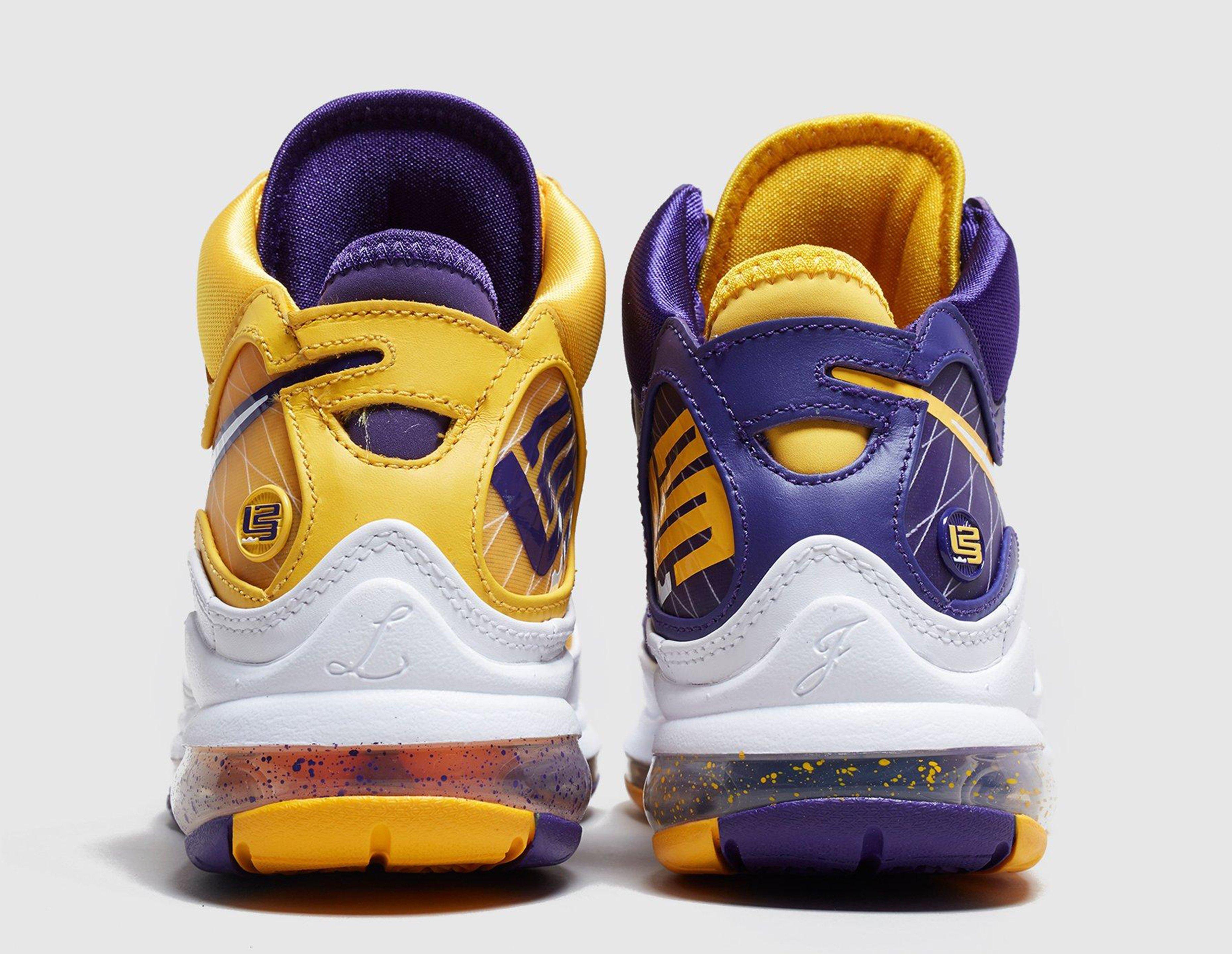 nike lebron femme