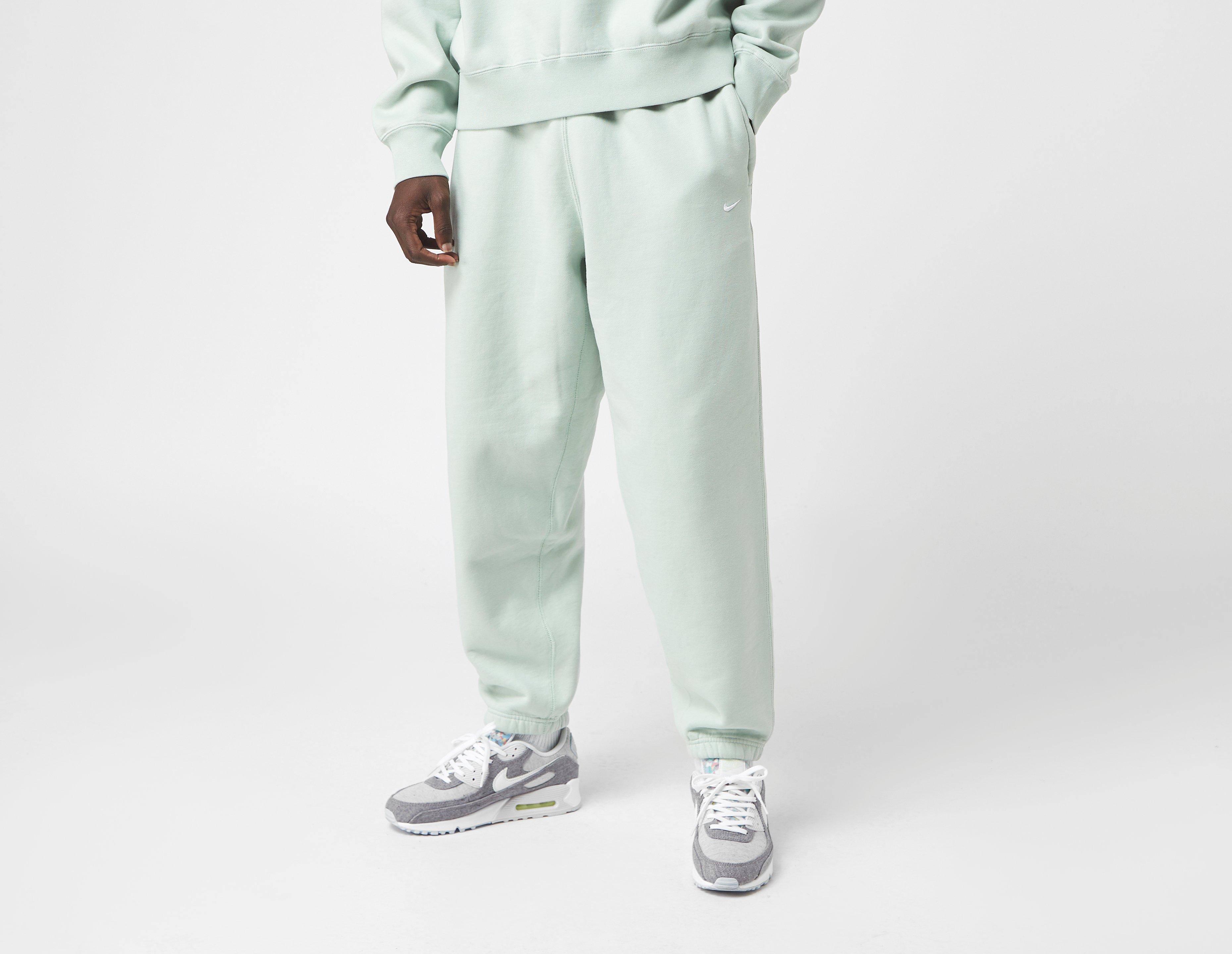 nike essentials pants