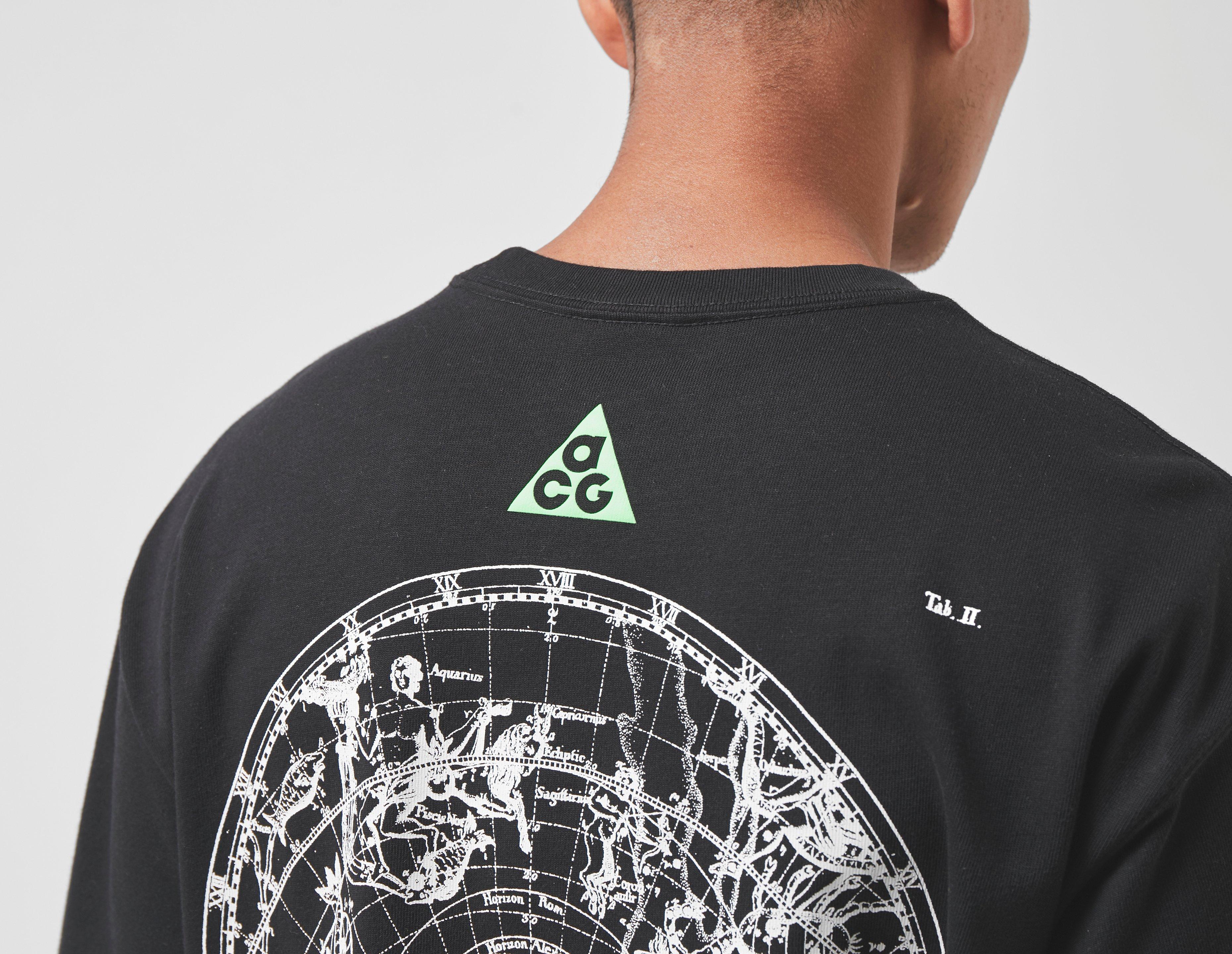 nike acg black t shirt