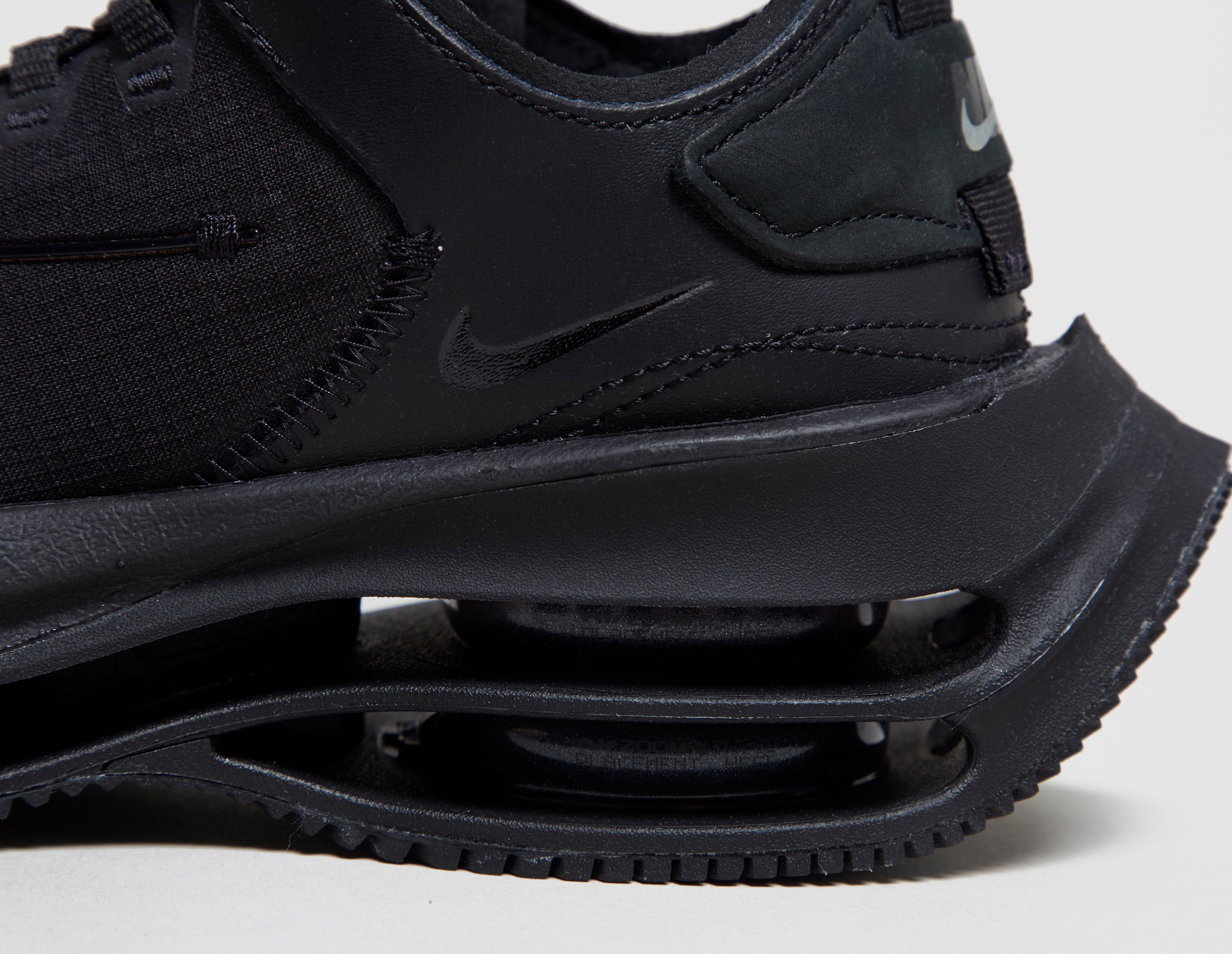 black nike zoom womens