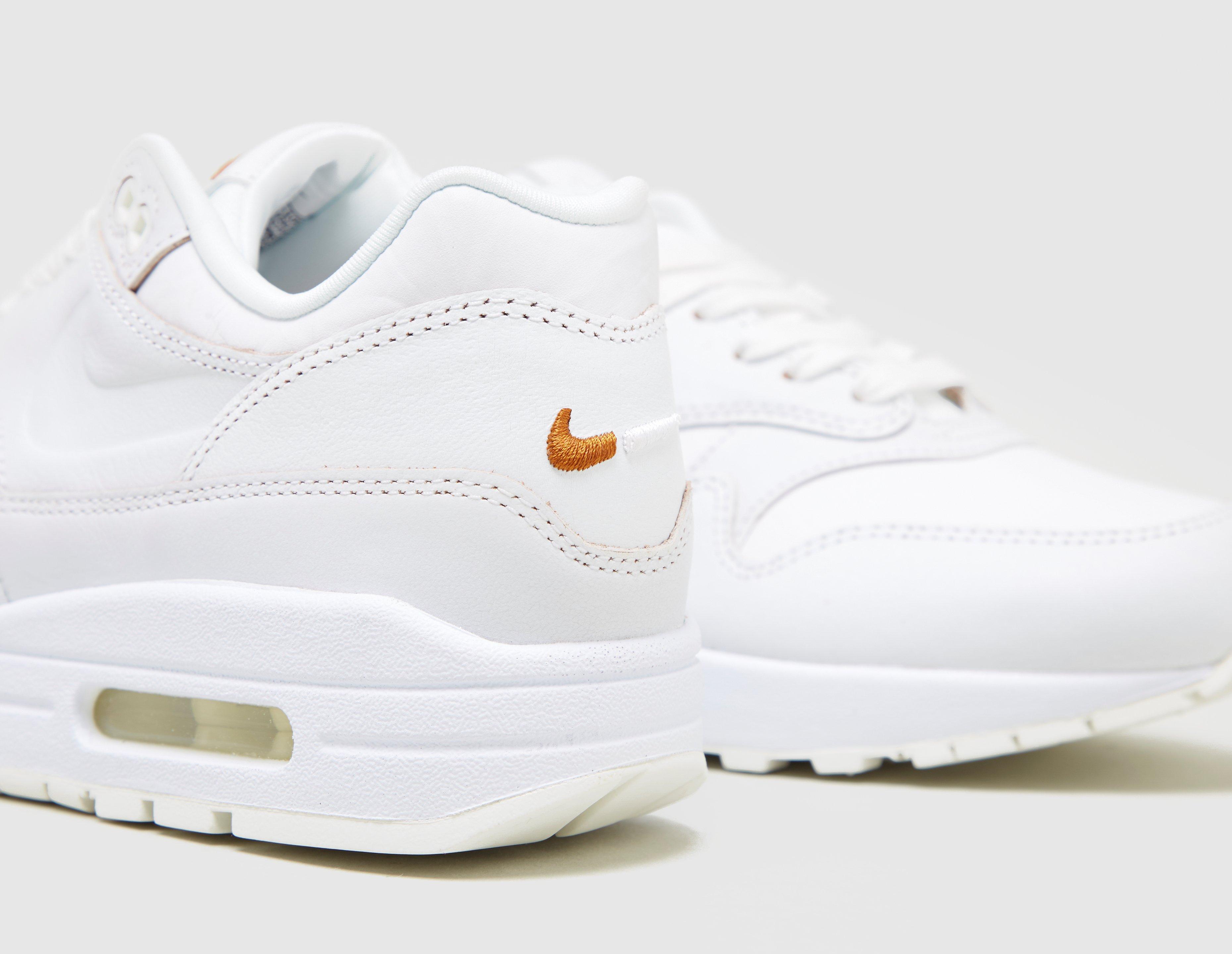 womens nike air max 1 white