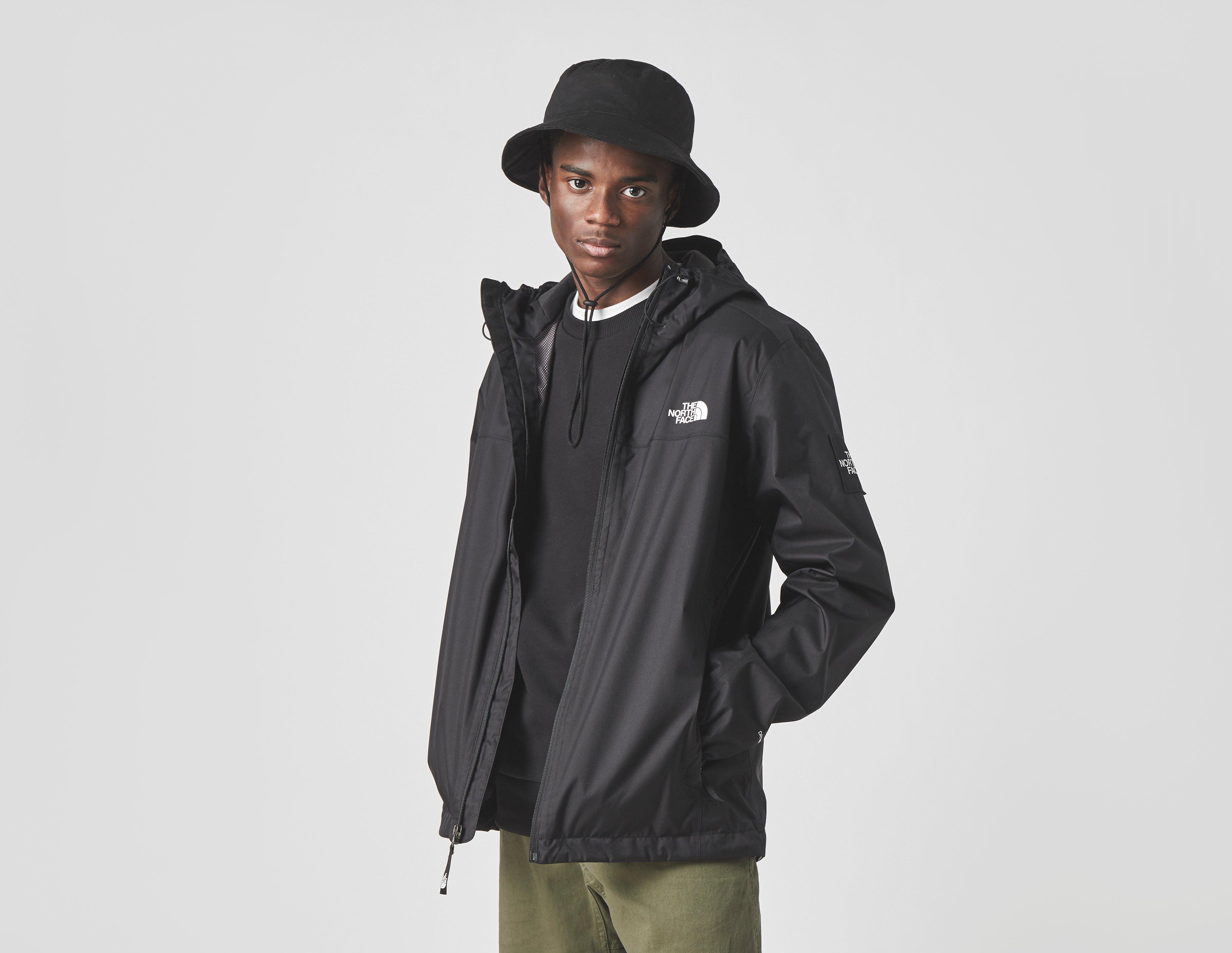 black north face windbreaker