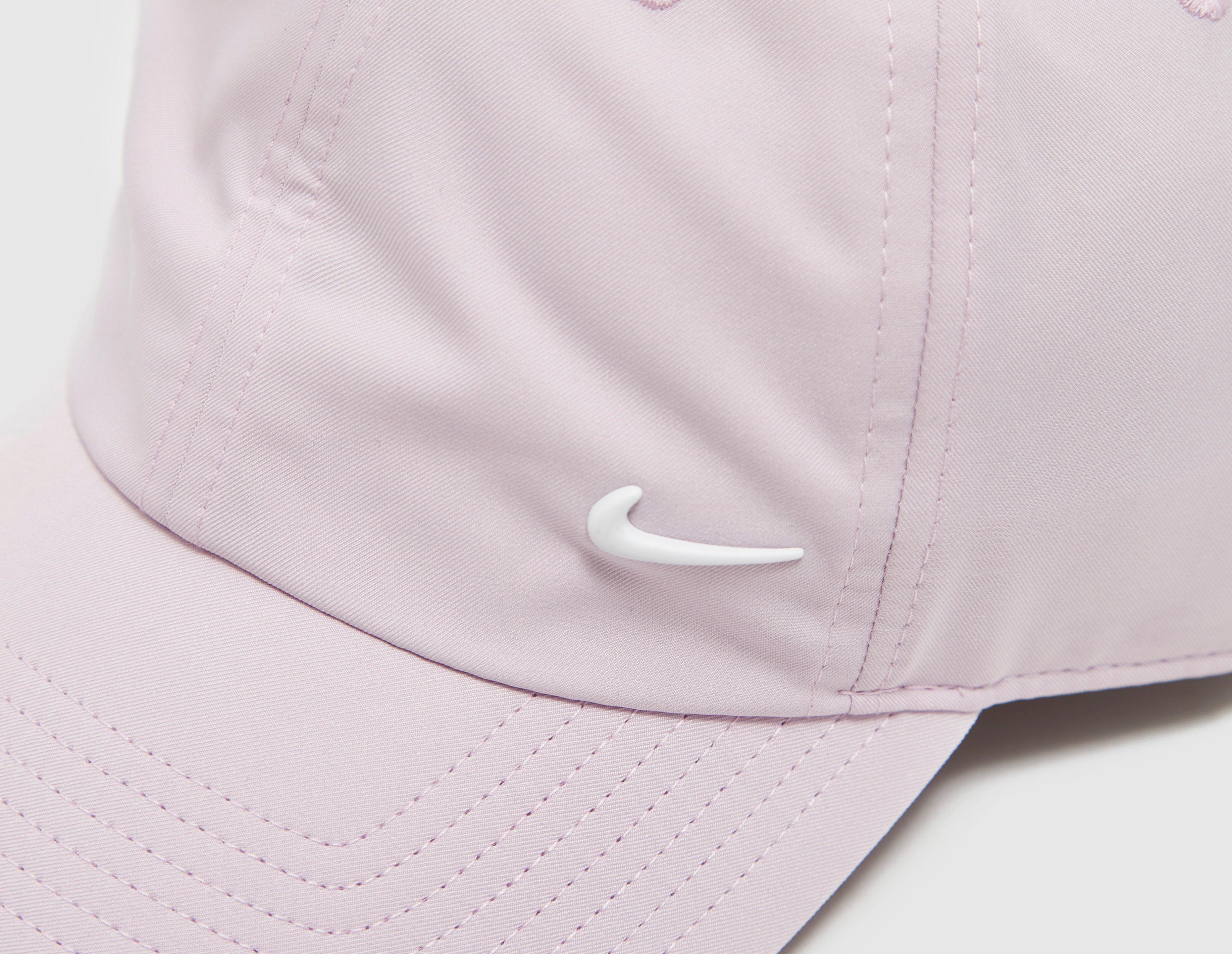 white nike half cap