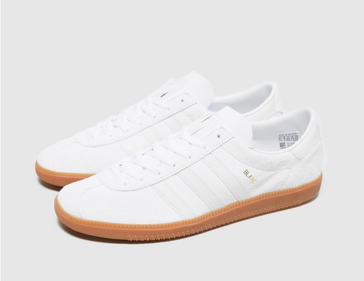 ديكور عيد ميلاد بسيط adidas original blanc بيتزا رقيقه