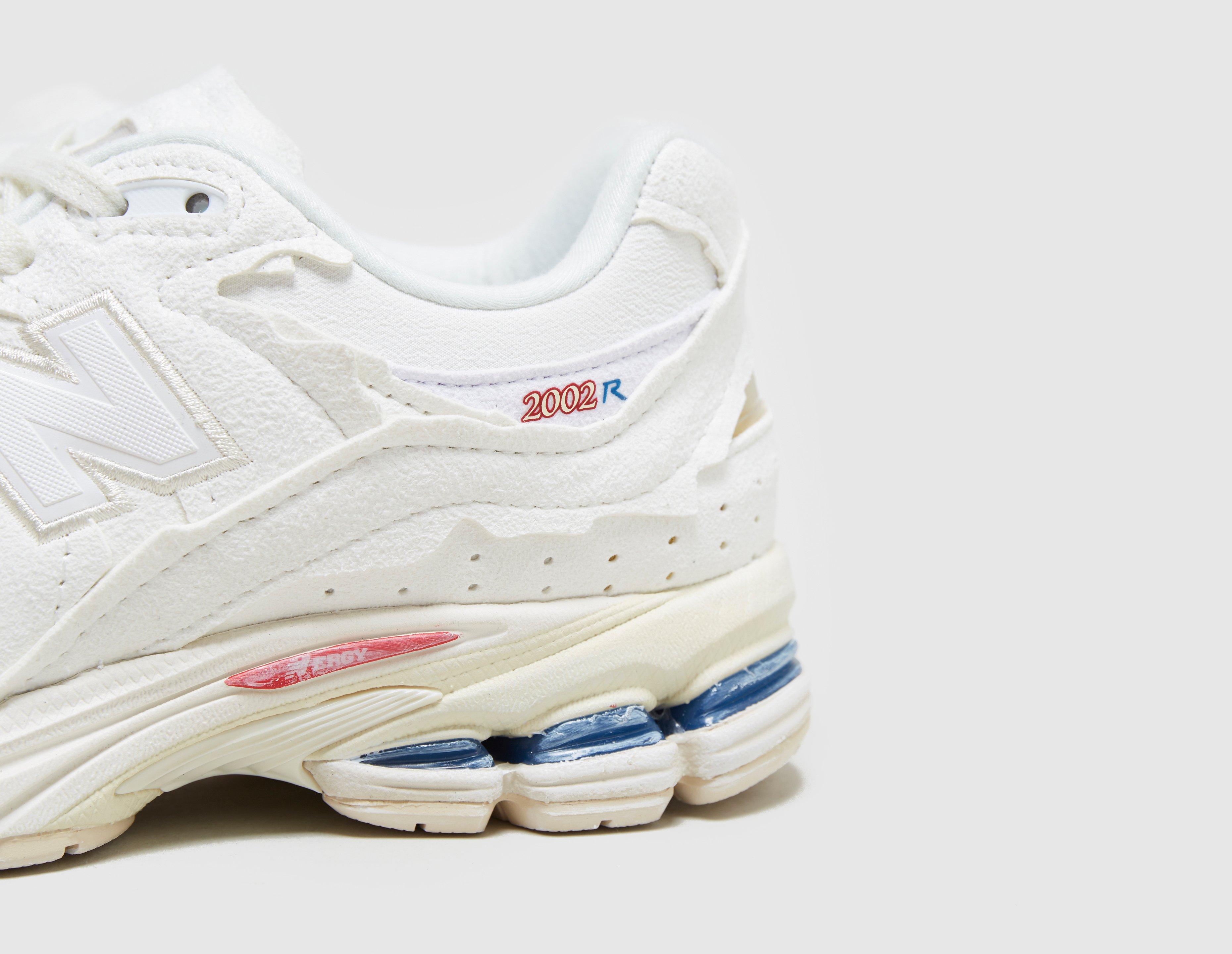 New Balance 2002R Protection Pack Women's