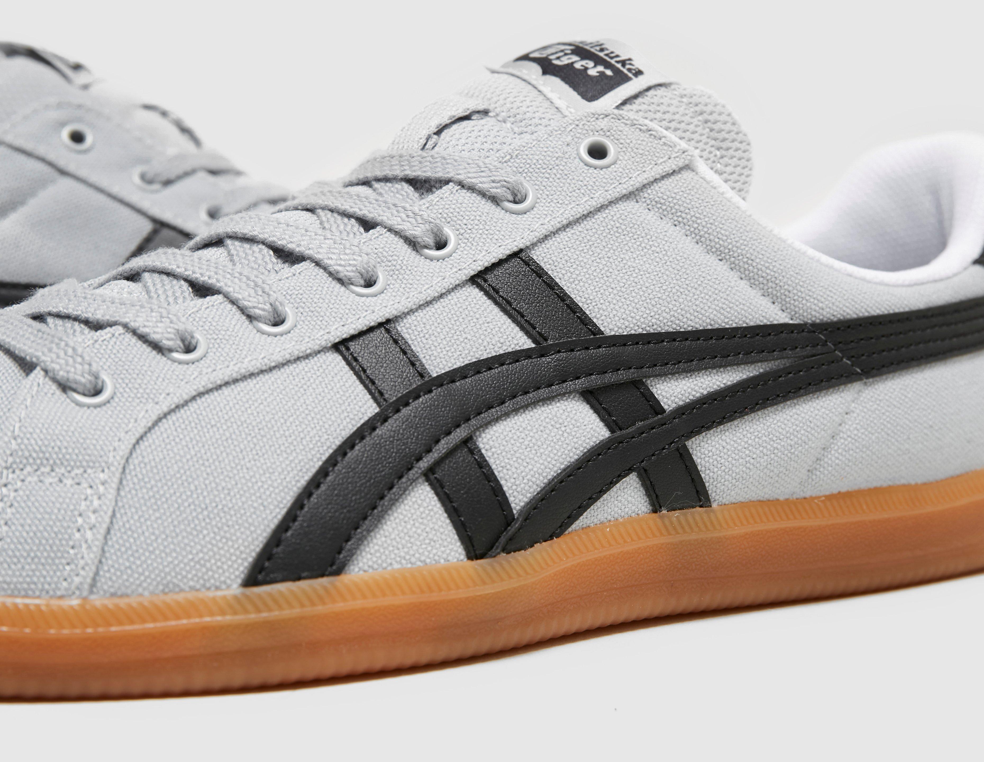 gray onitsuka tiger