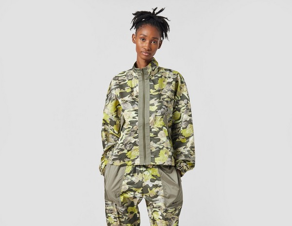 vídeo surf carril Green Nike All Over Print Camo Floral Jacket | size?