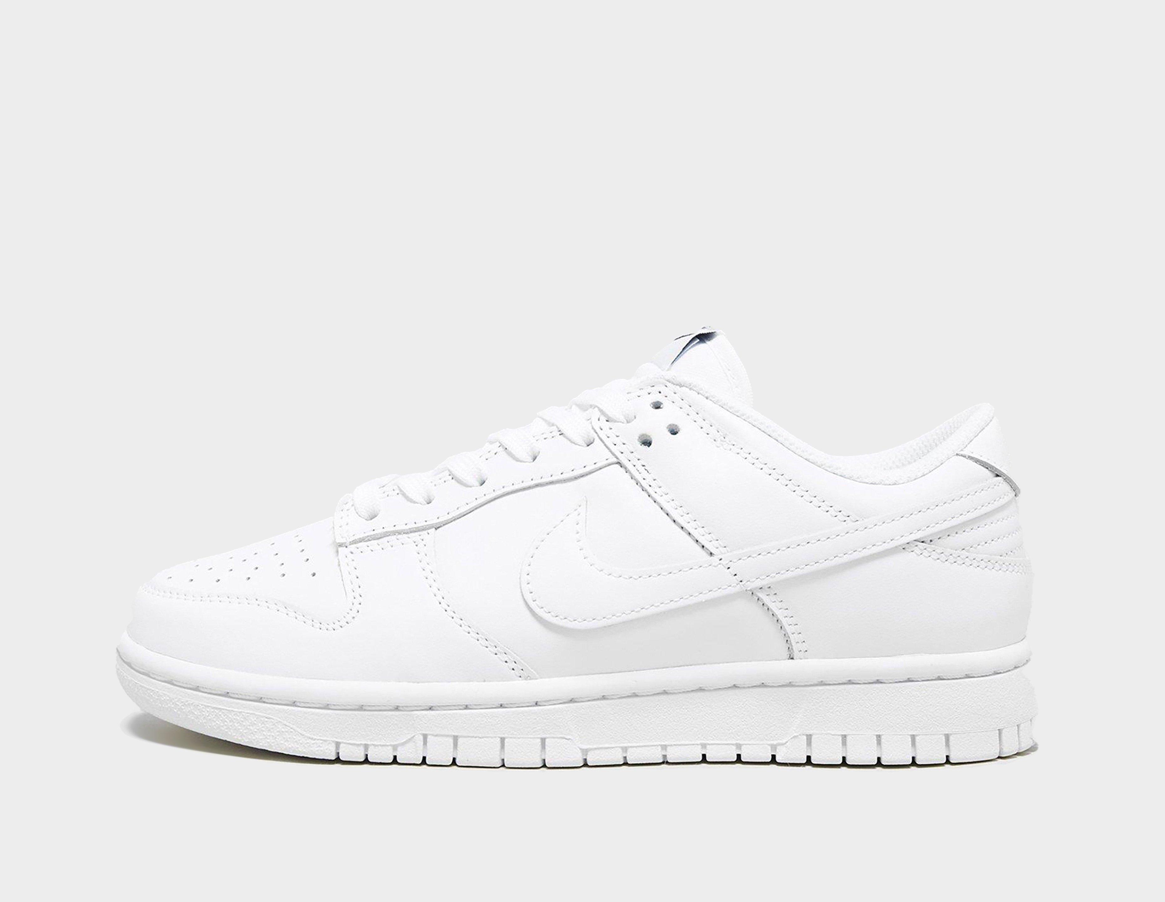 Nike dunk deals all white