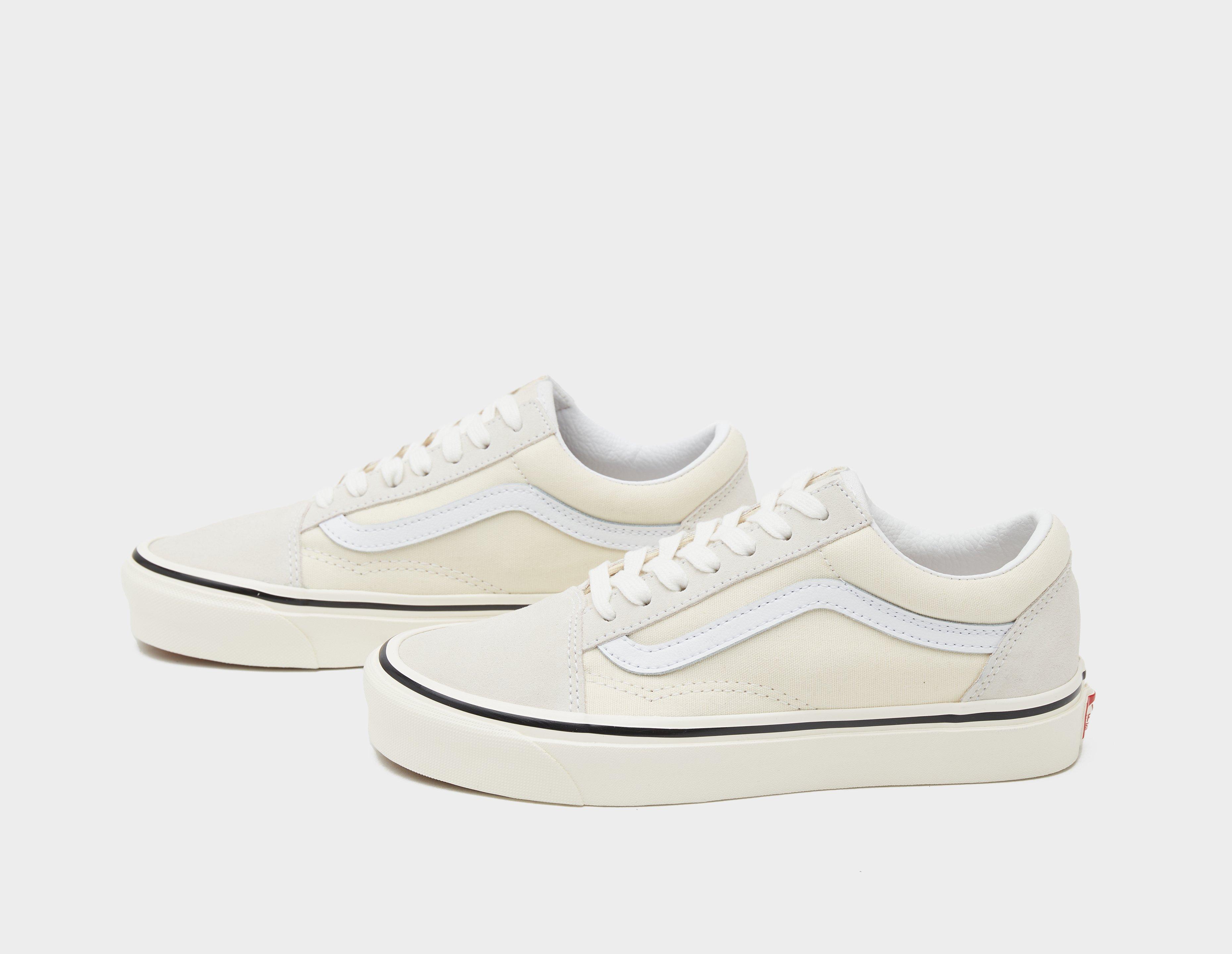 White Vans Old Skool 36 DX Women's | Blends LA and Vans Reissue