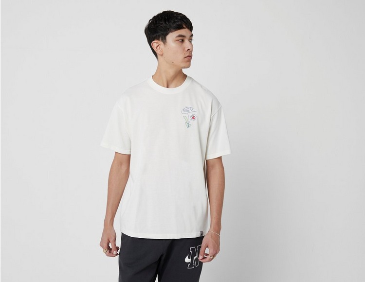 Nike Sportswear Flower T-Shirt