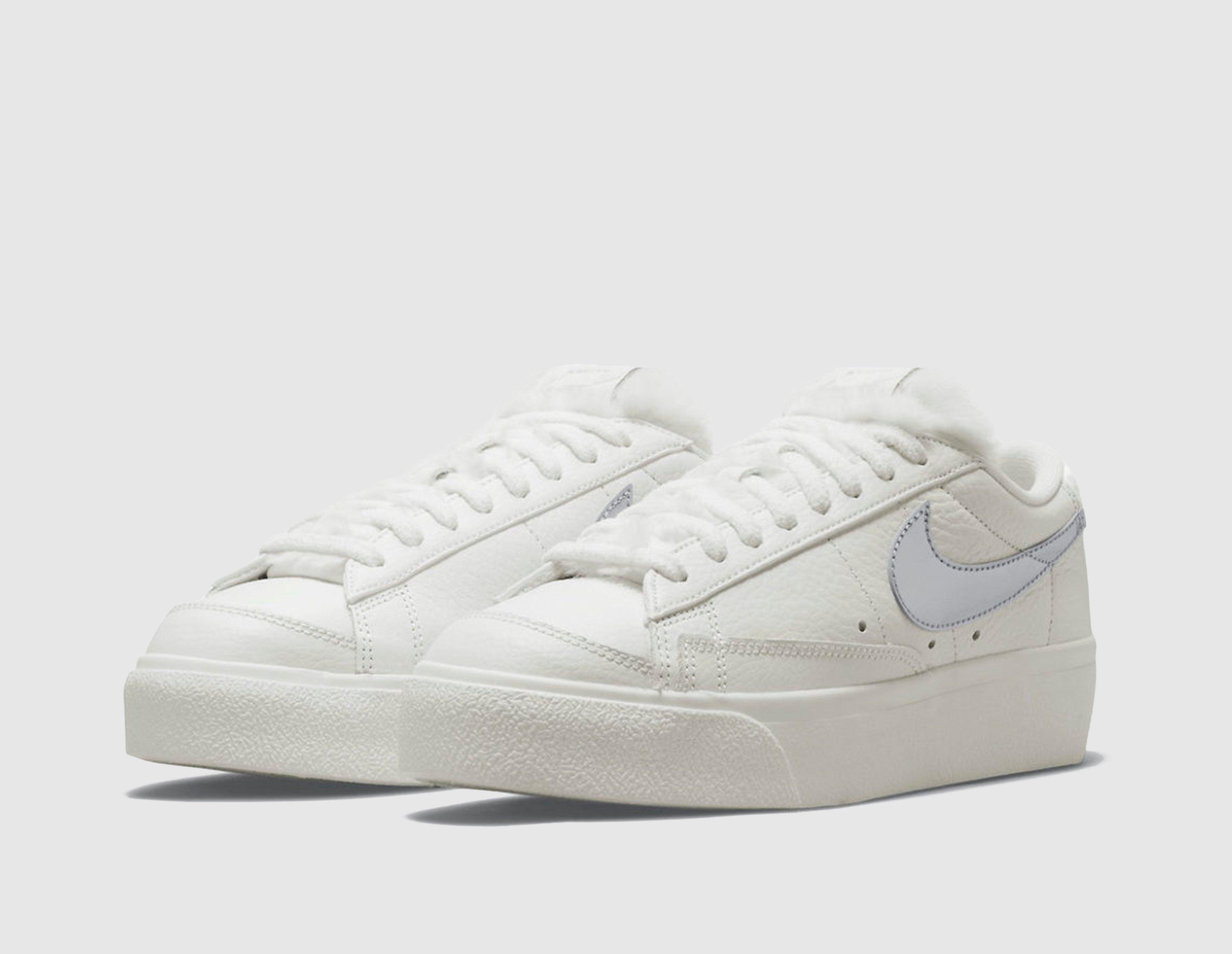 nike blazer low platform sizing