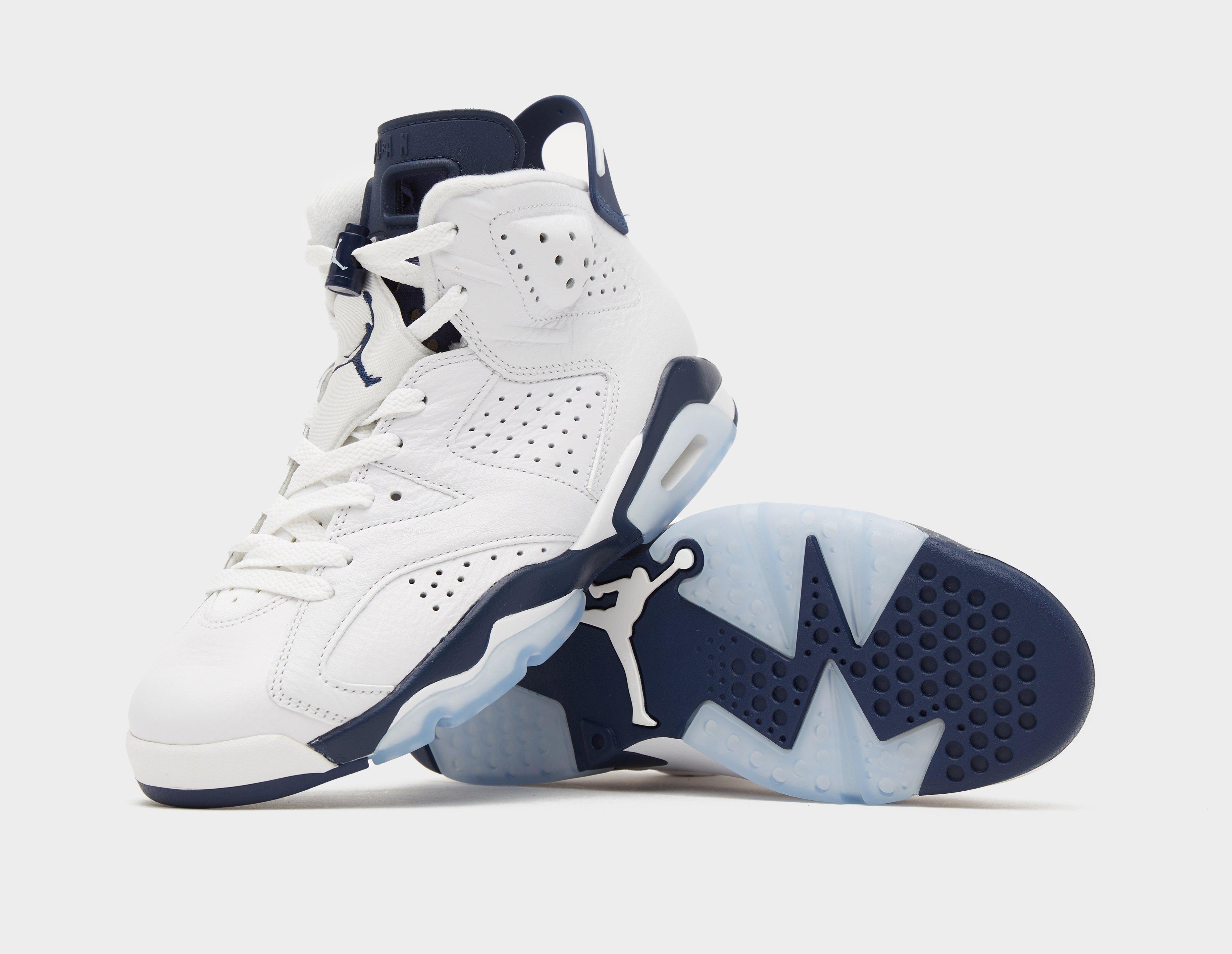 Jordan 6 Retro Women's