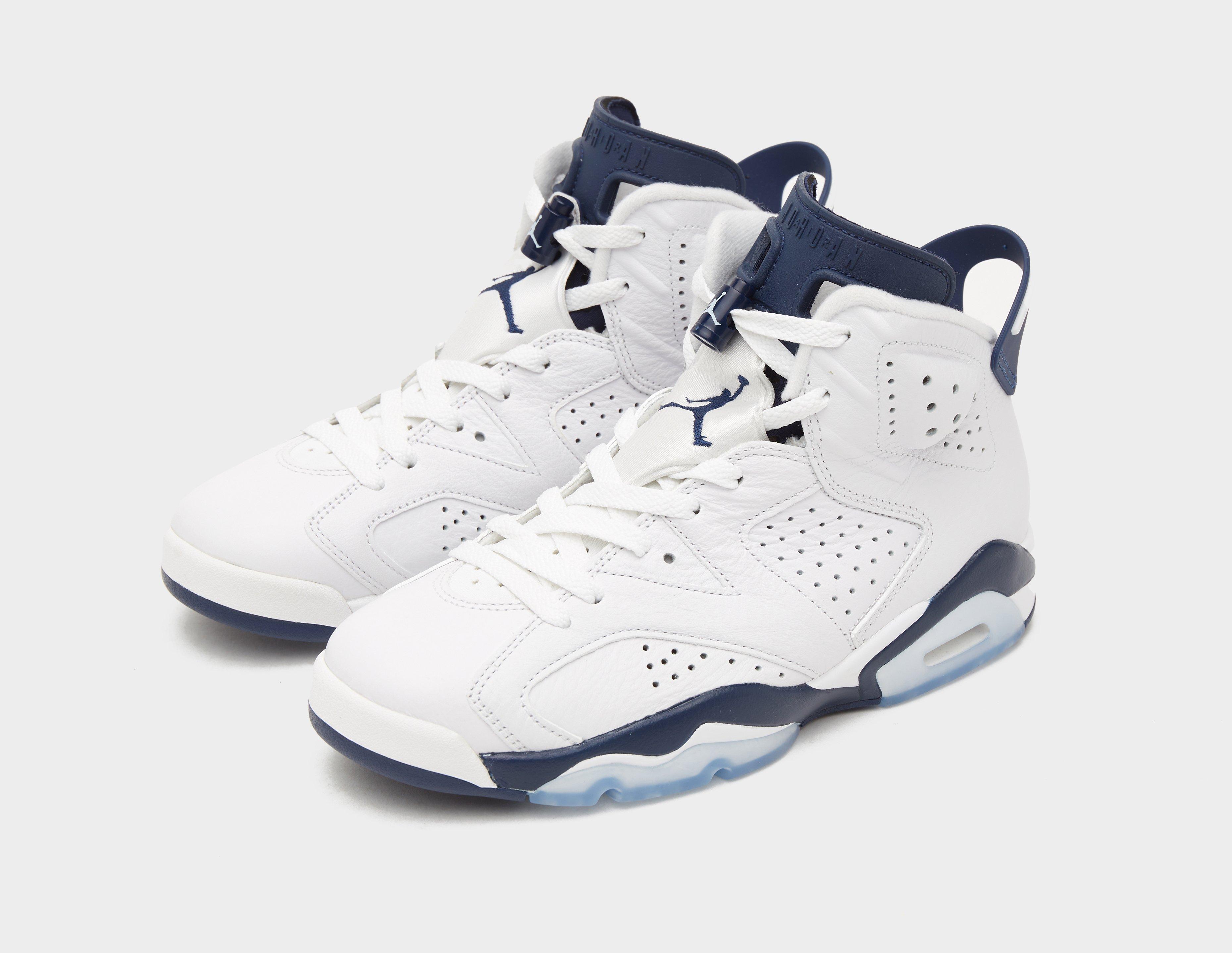 Jordan 6 Retro Women's