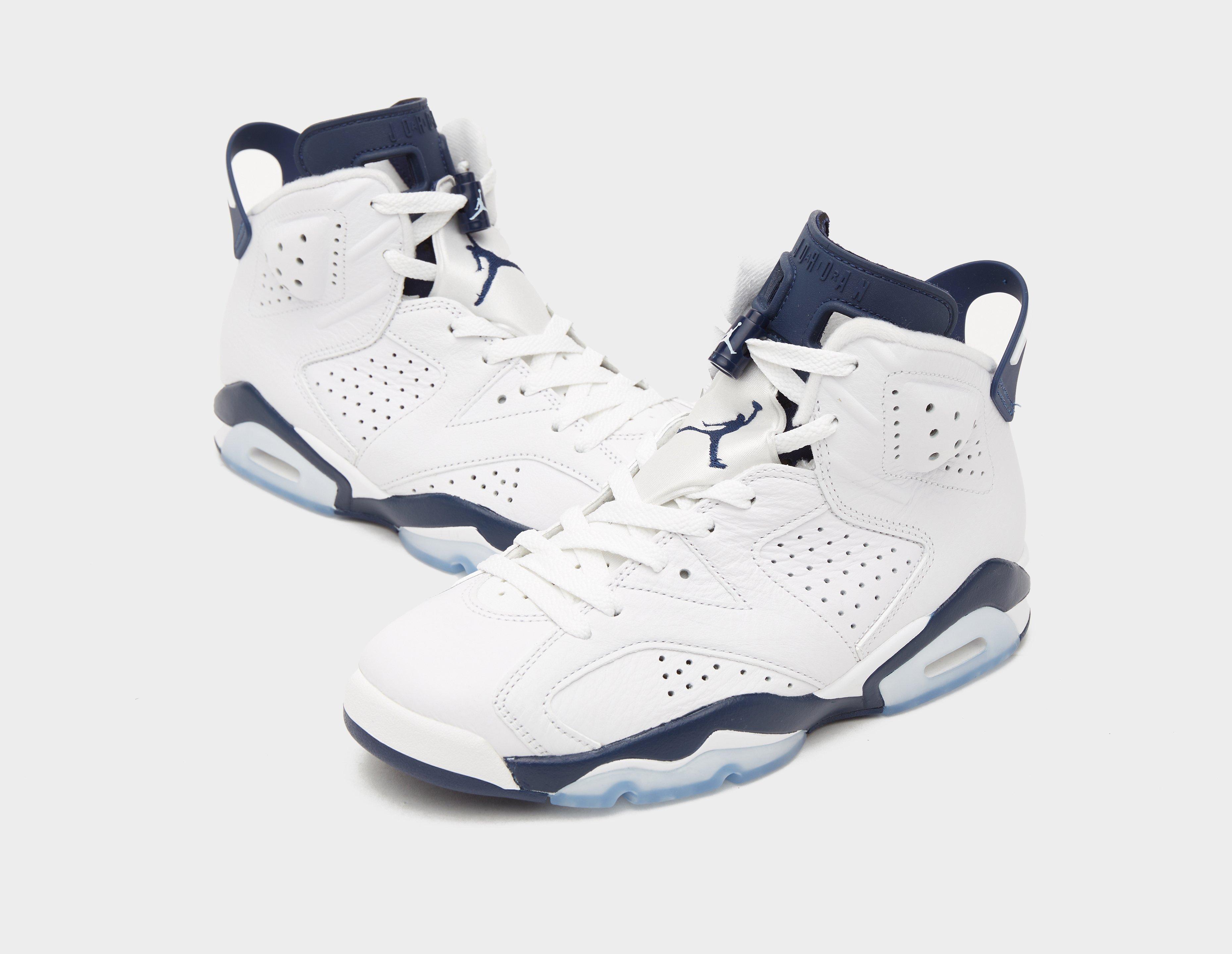 Jordan 6 Retro Women's