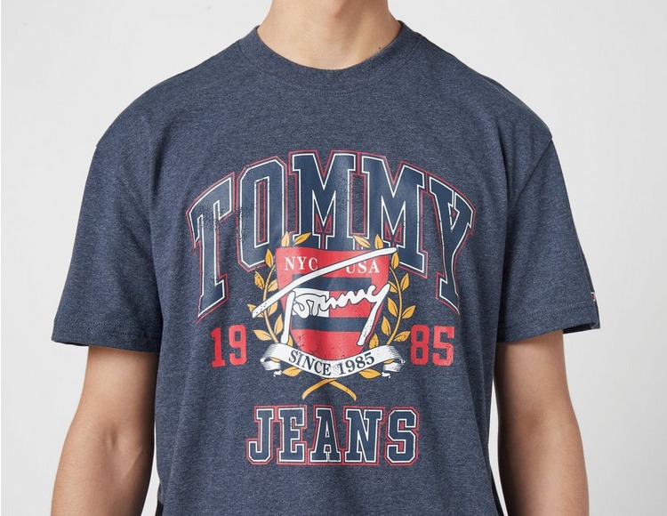 Tommy Jeans Vintage Wash College T-Shirt