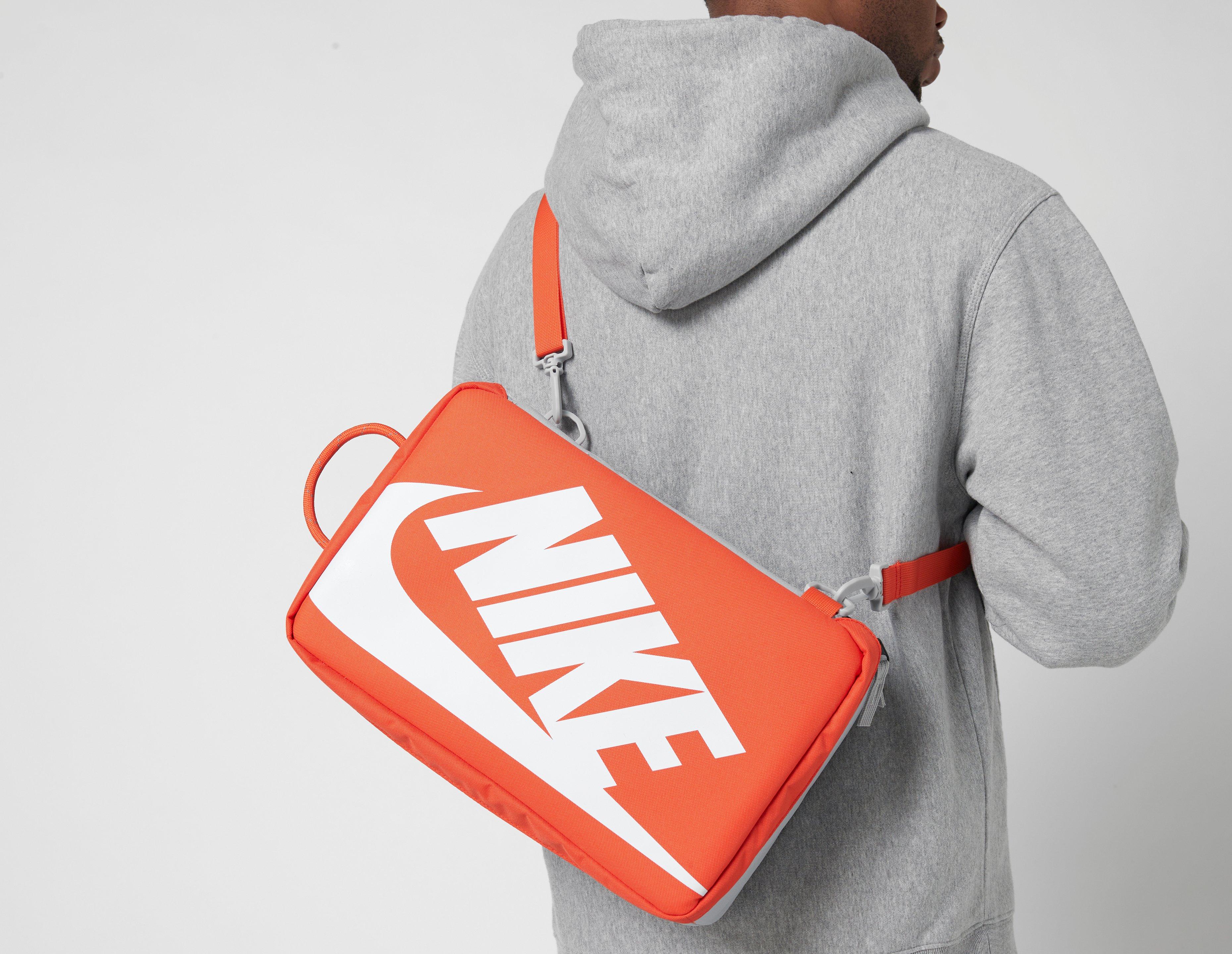 nike spikes bag