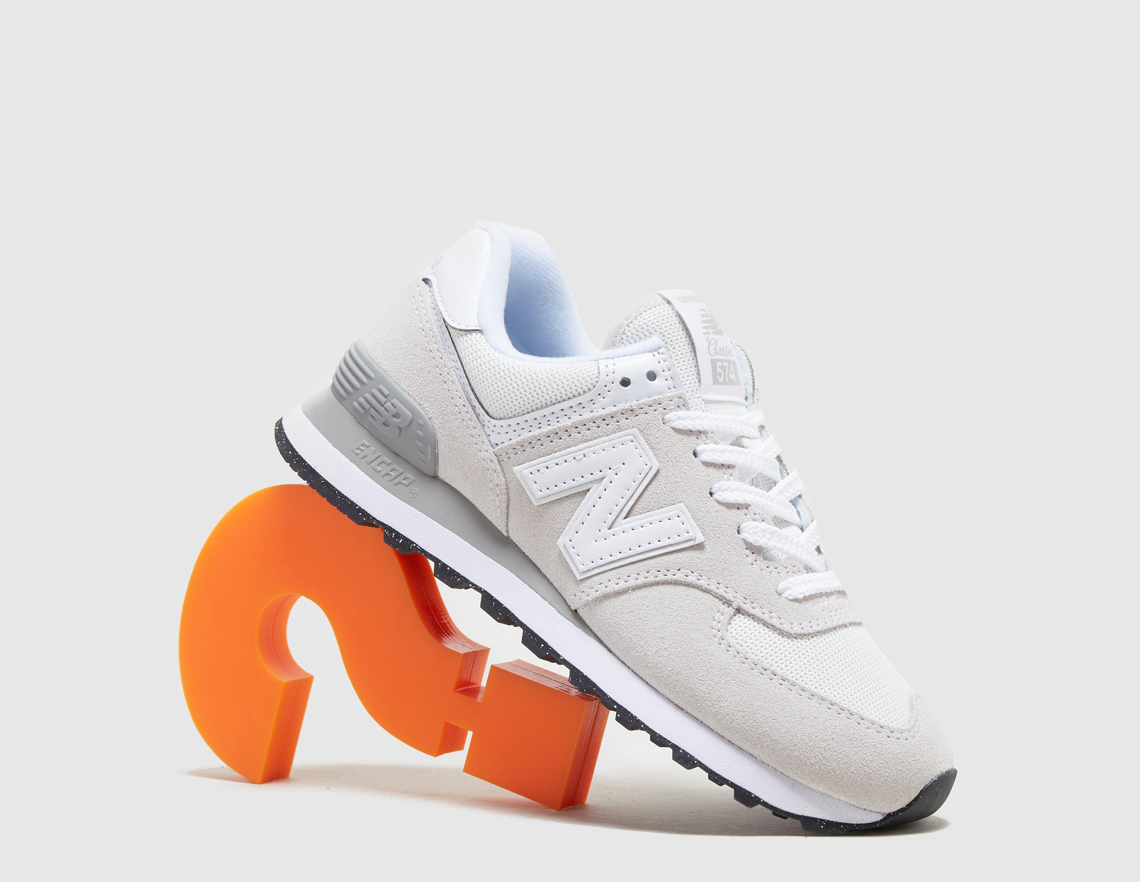 New Balance Women's round toe 373 sneakers