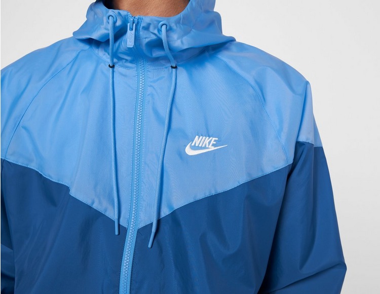 Nike Lightweight Windrunner Jacket