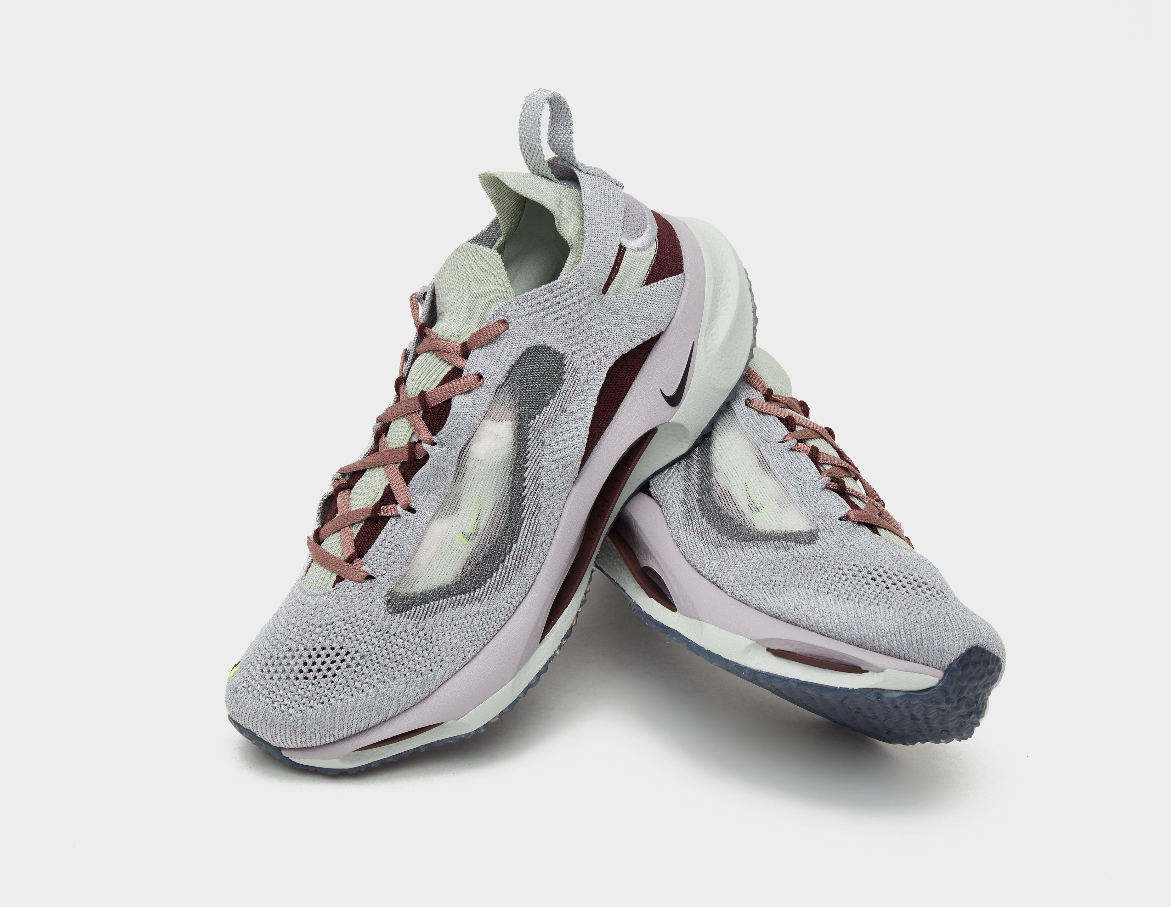 Infrastructure-intelligence? | Red Nike Spark Flyknit | CLOT