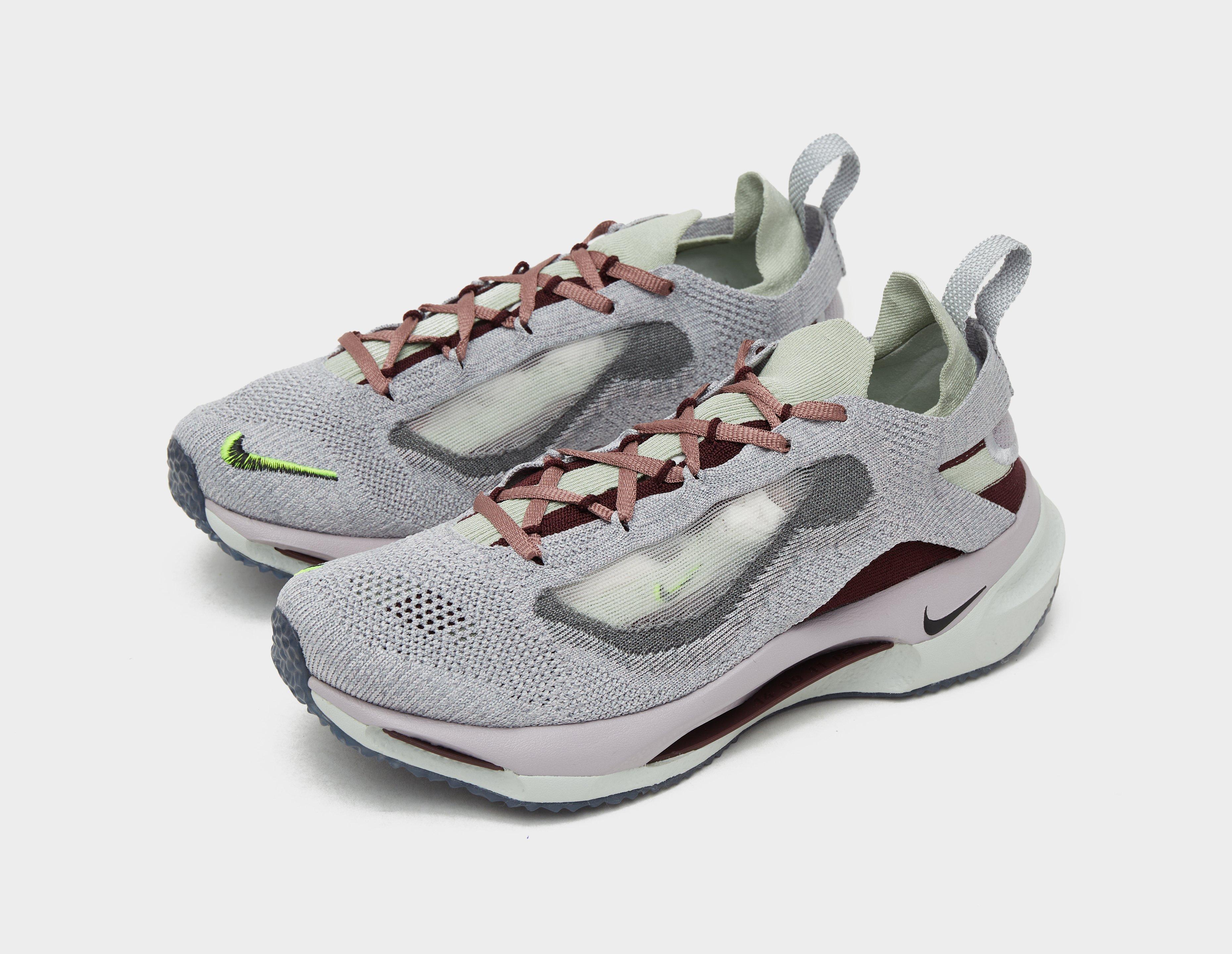 Infrastructure-intelligence? | Red Nike Spark Flyknit | CLOT