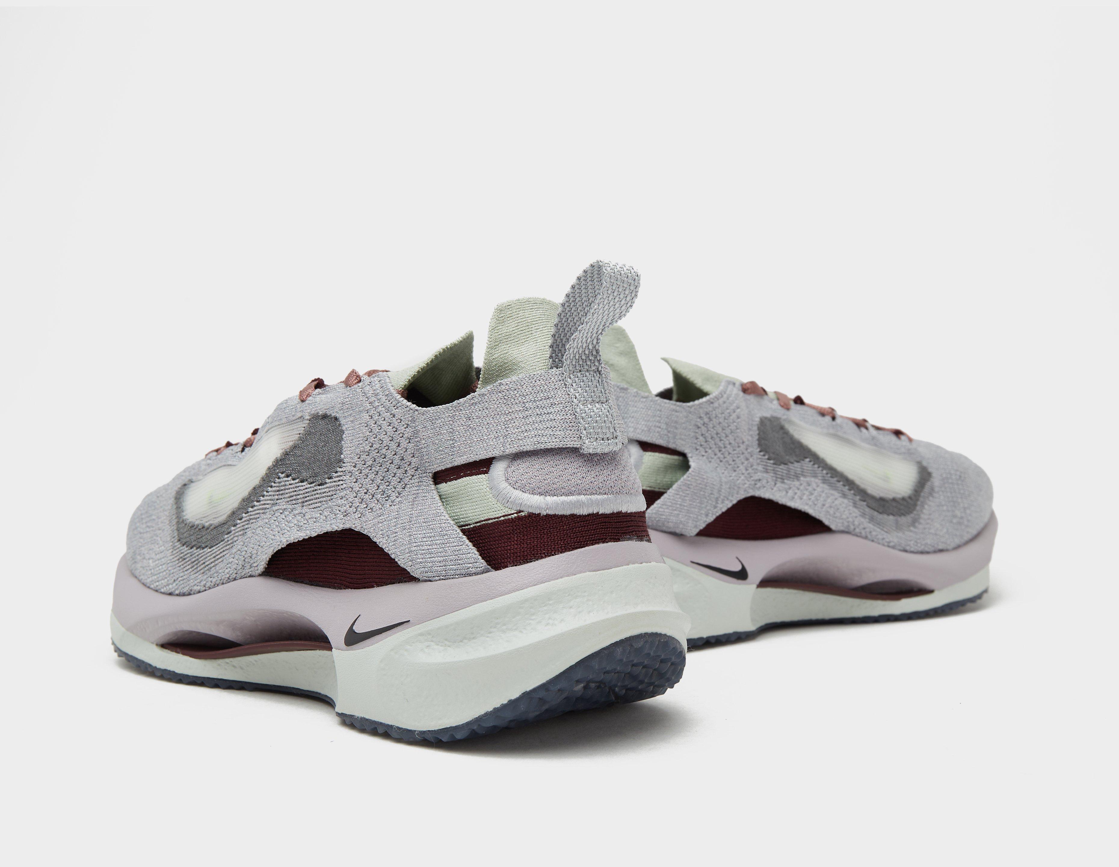 Infrastructure-intelligence? | Red Nike Spark Flyknit | CLOT