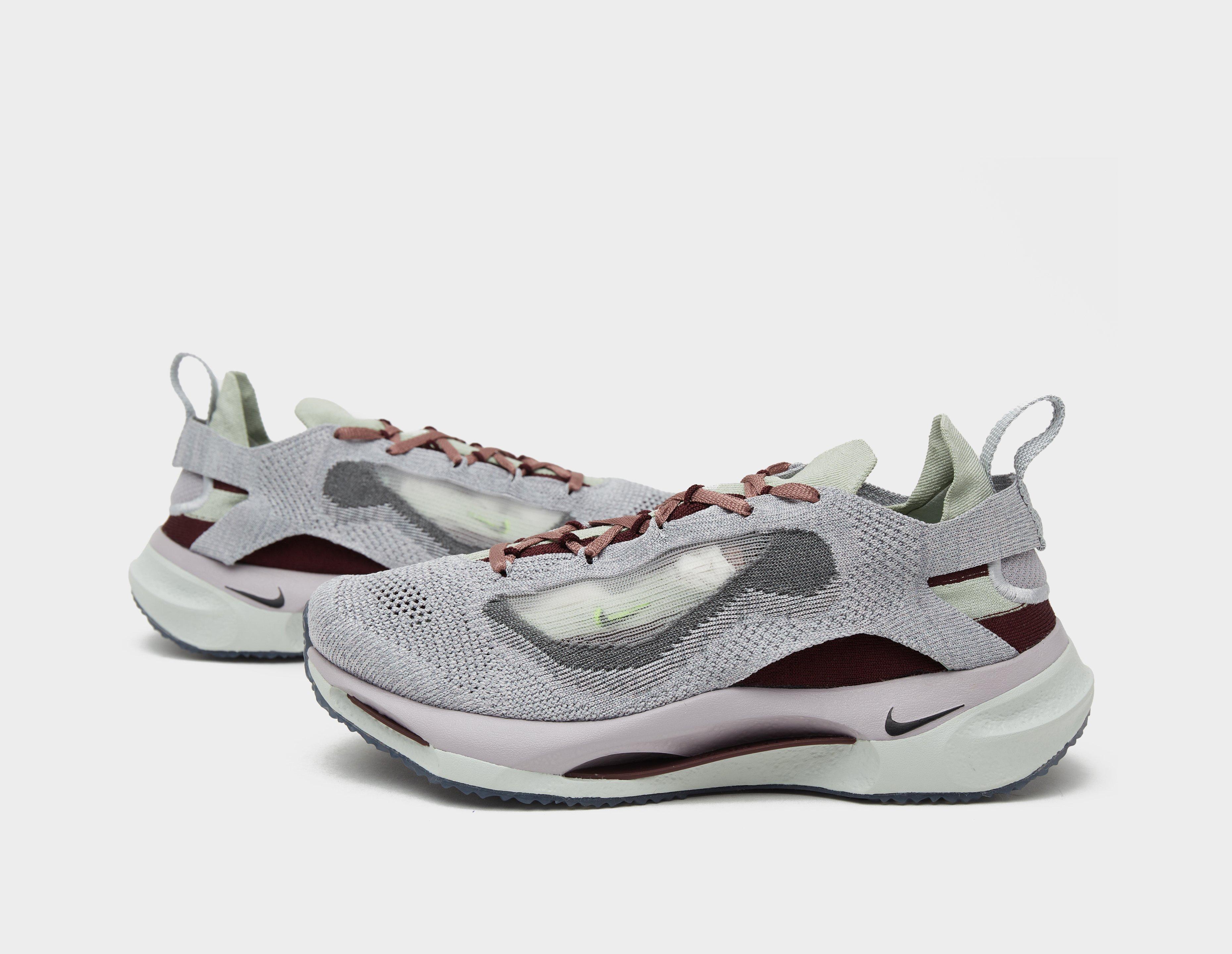 Infrastructure-intelligence? | Red Nike Spark Flyknit | CLOT