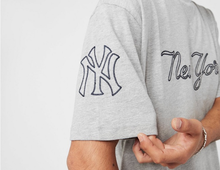New Era MLB Premium Apparel New York Yankees Chain T-Shirt