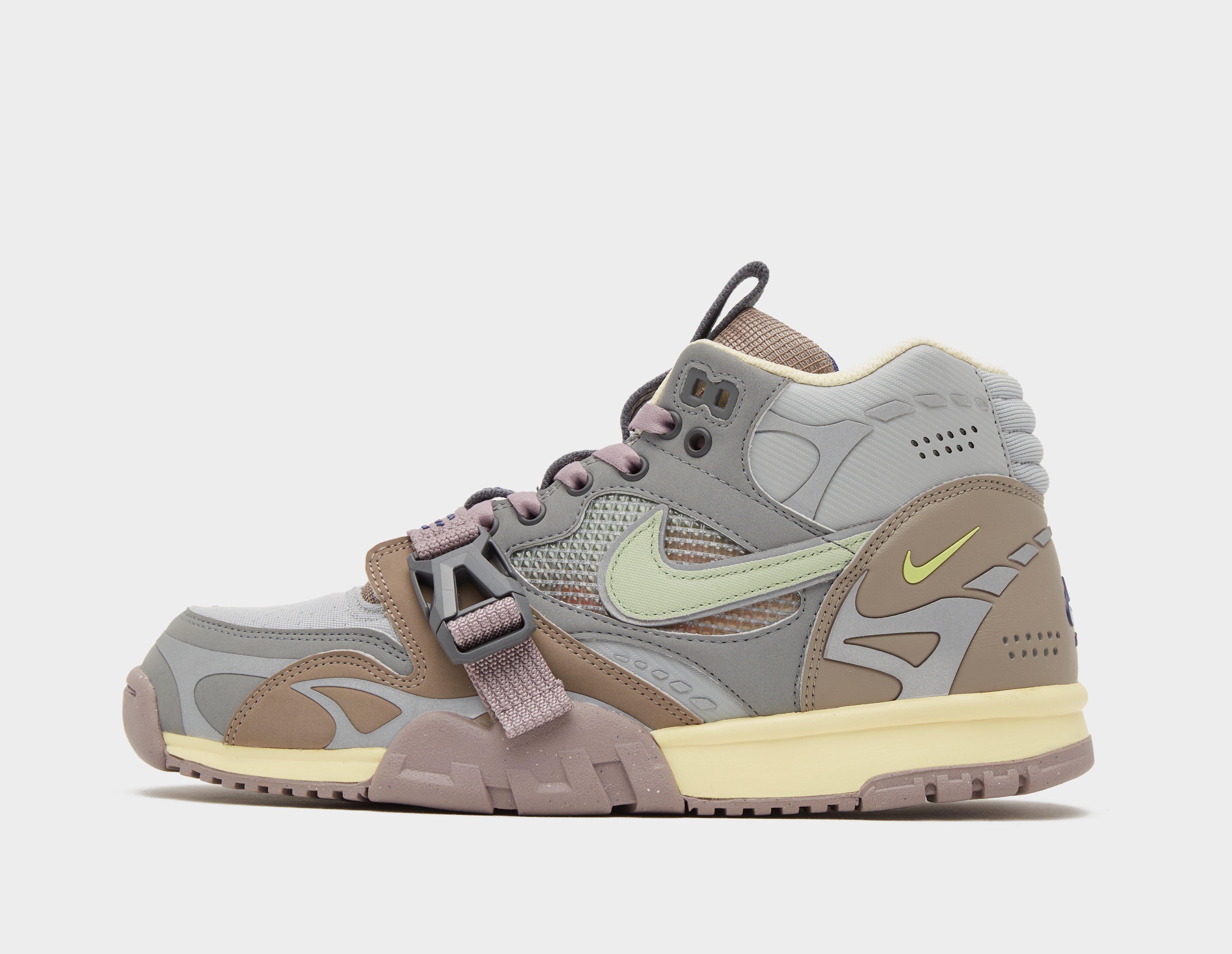 Ewell diapositiva oscuro Nike Air Trainer 1 SP en | size? España