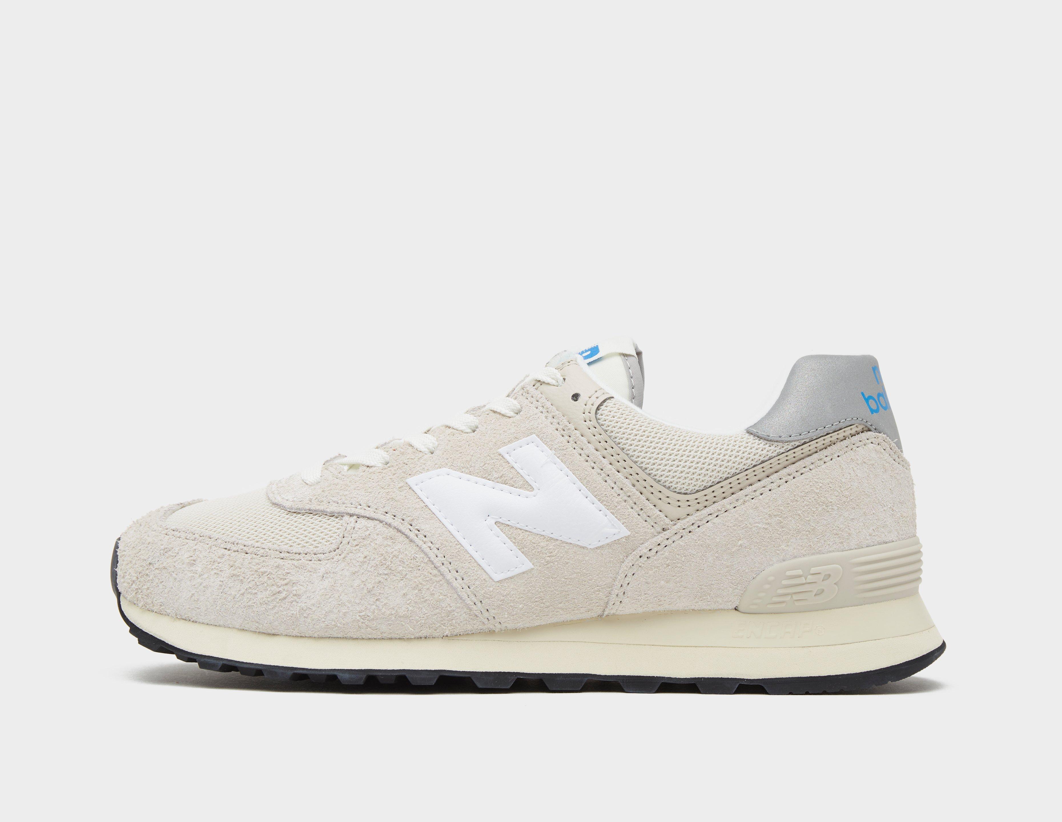 paso Bergantín blanco lechoso New Balance 574 en Beige | size? España