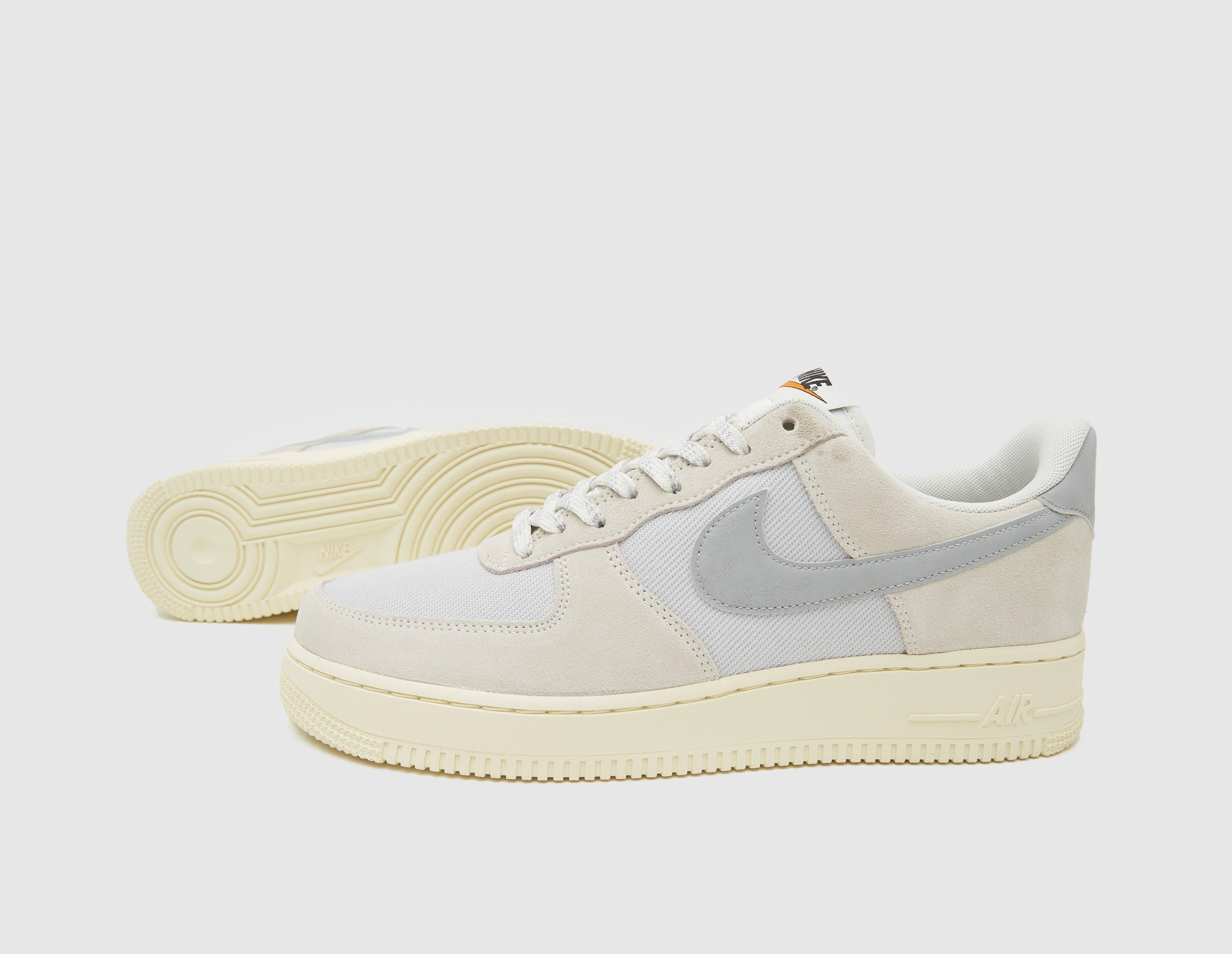 Nike Air Force 1 '07 LV8