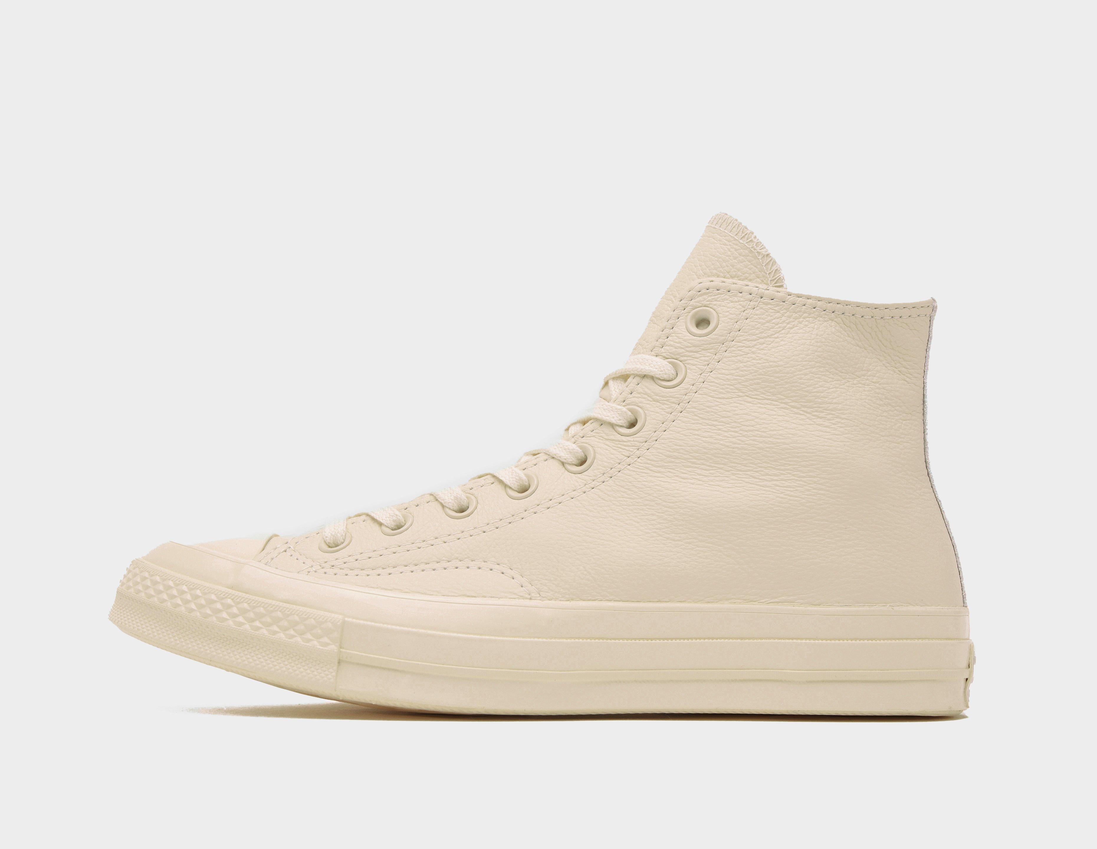 chuck 70 white leather