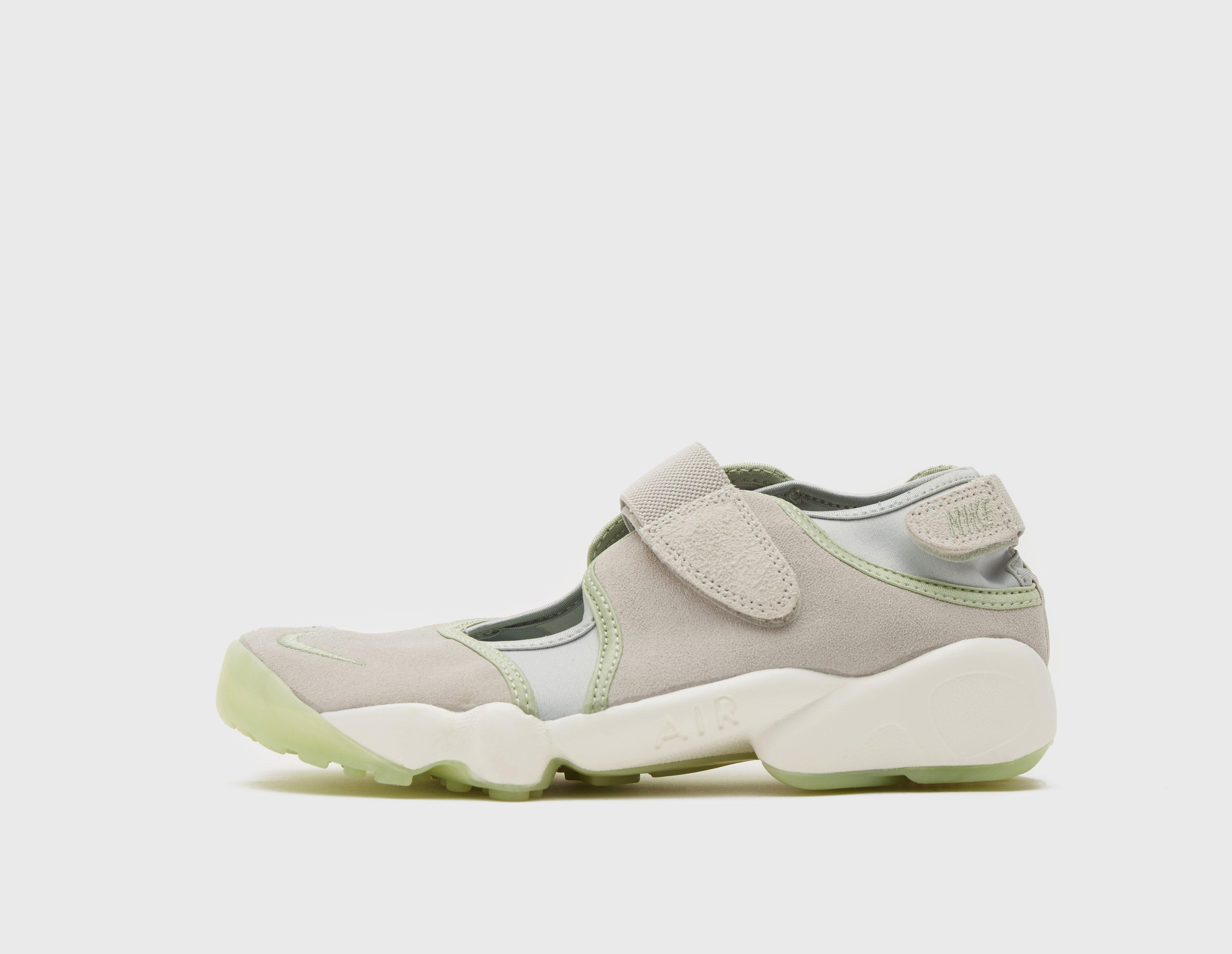 women's nike air rift trainers