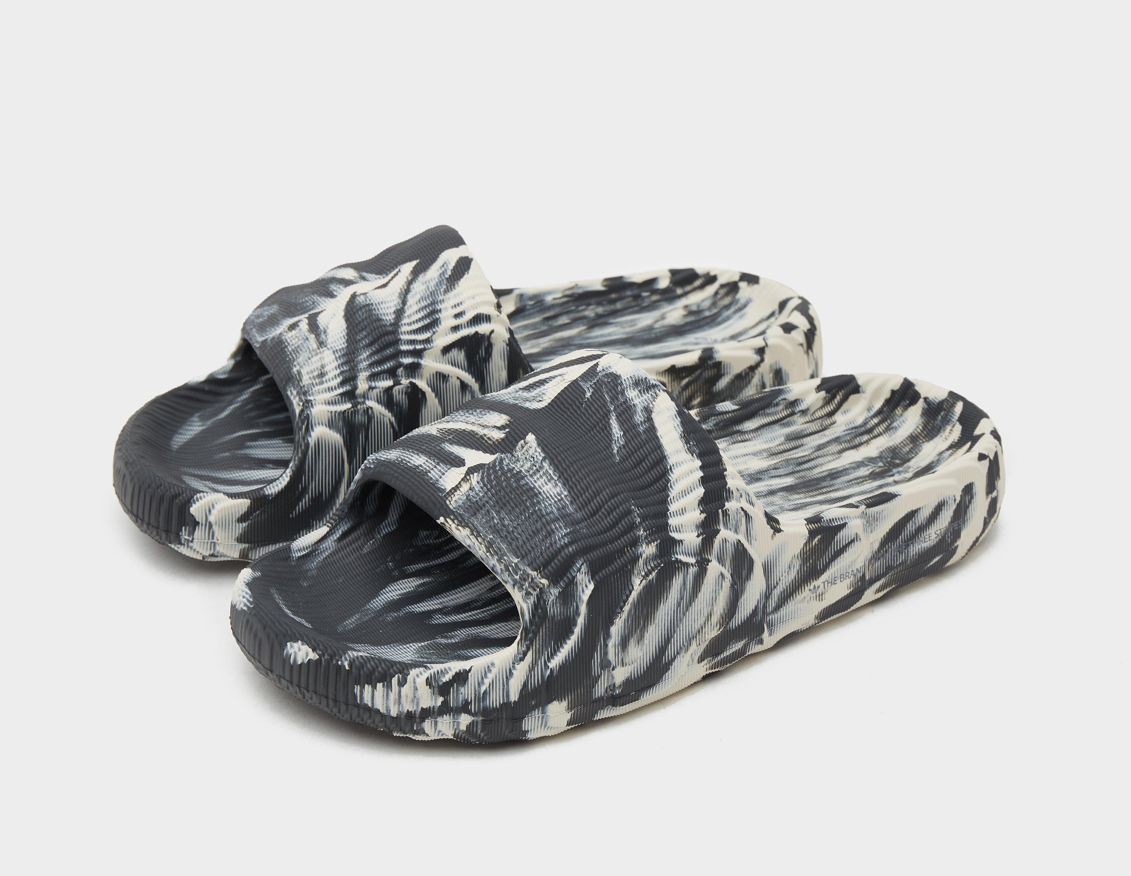 adidas Originals Adilette 22