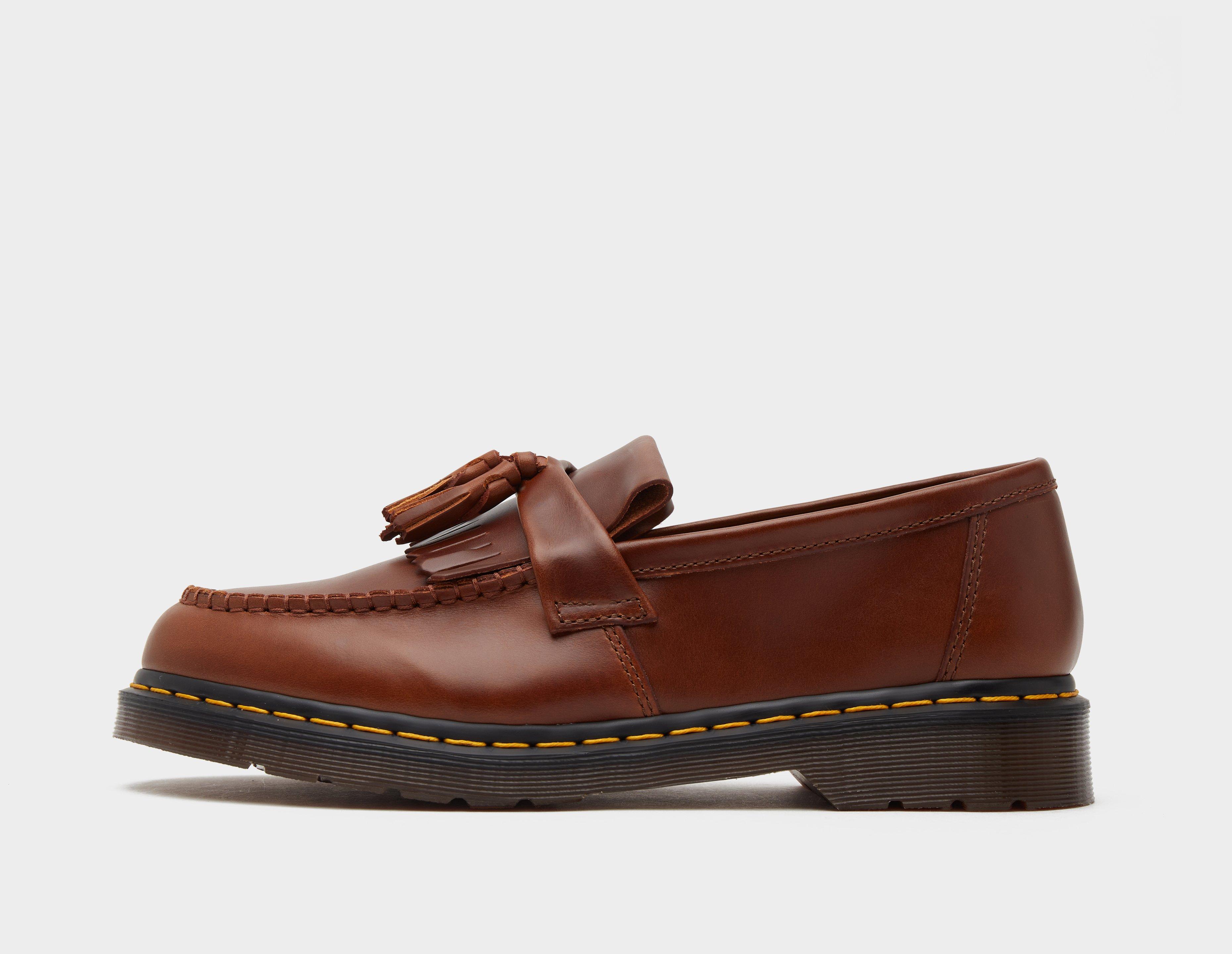 ikke bred Let Dr. Martens Adrian Tassel Leather Loafer