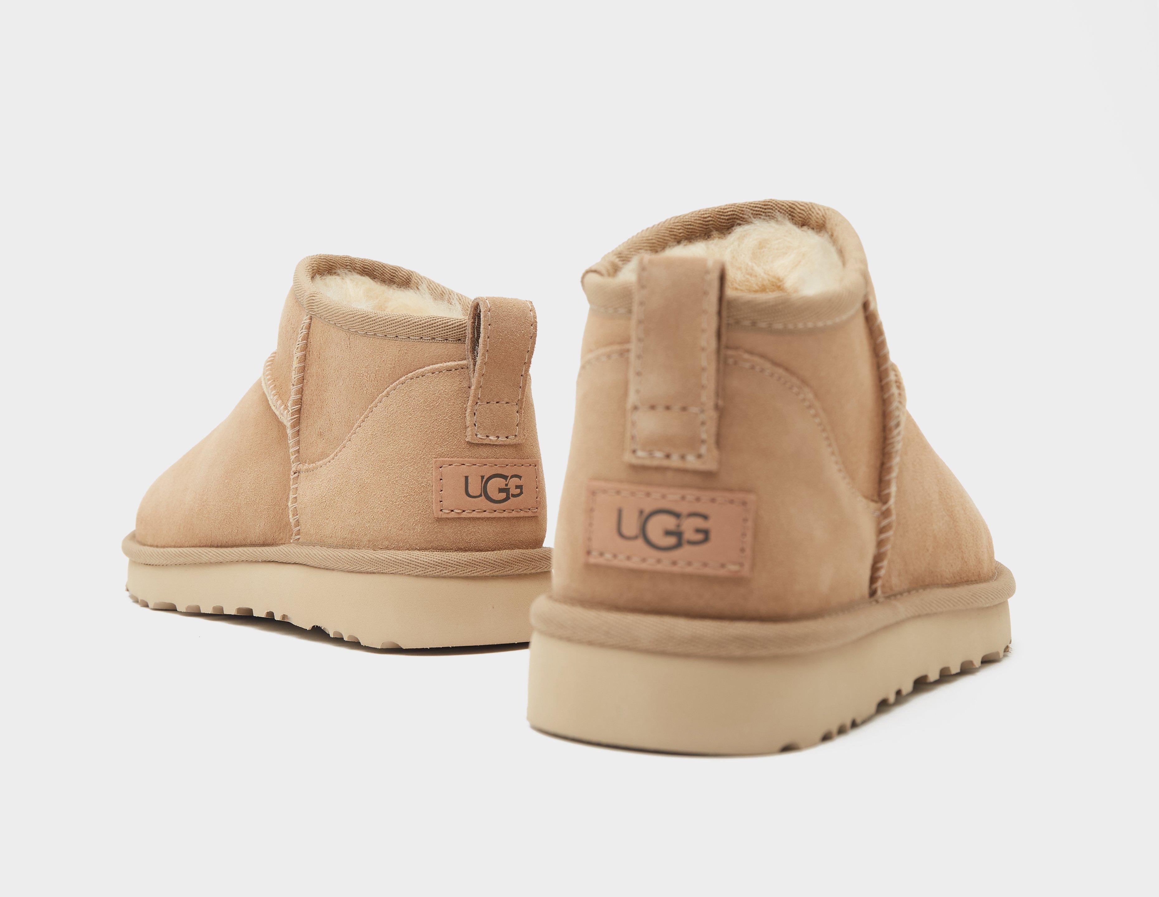 UGG Classic Ultra Mini Boots Femme