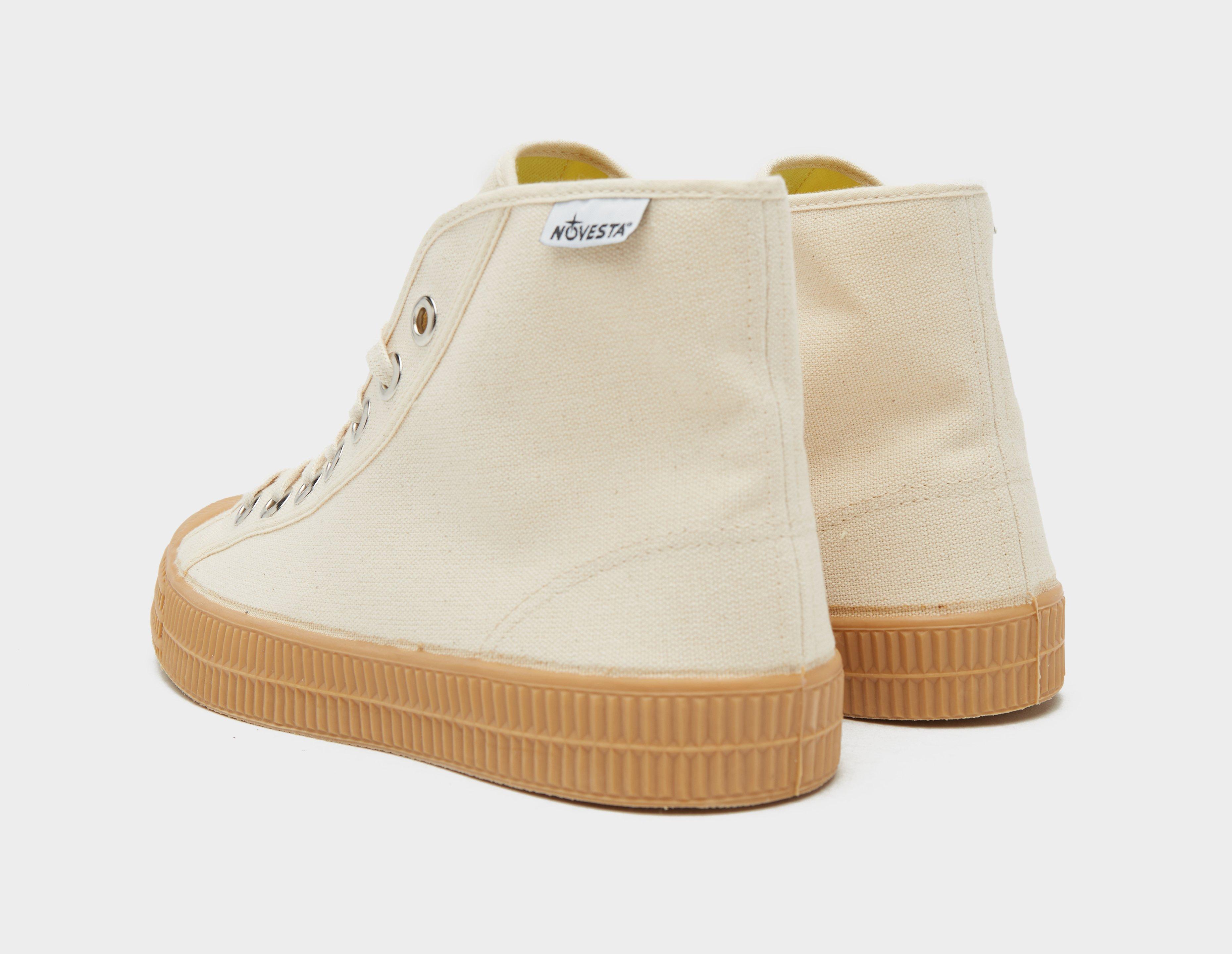 Novesta Star Dribble