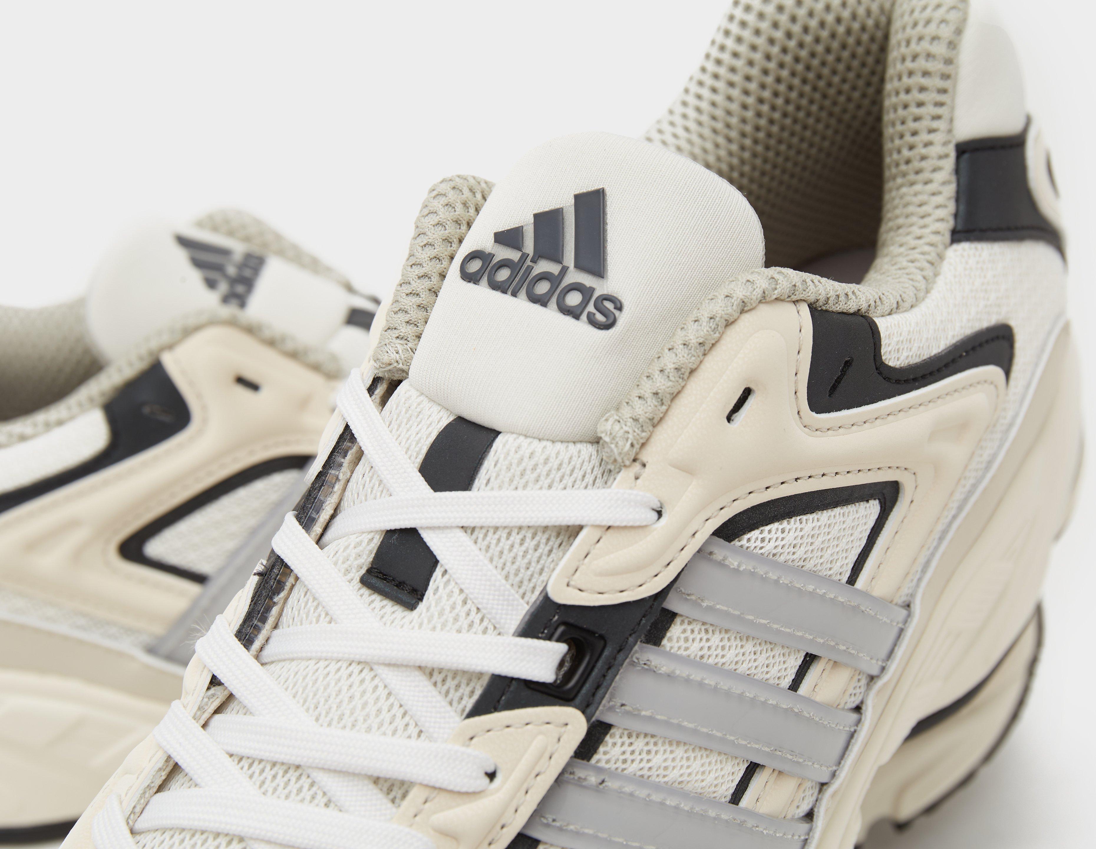 adidas Originals Response CL