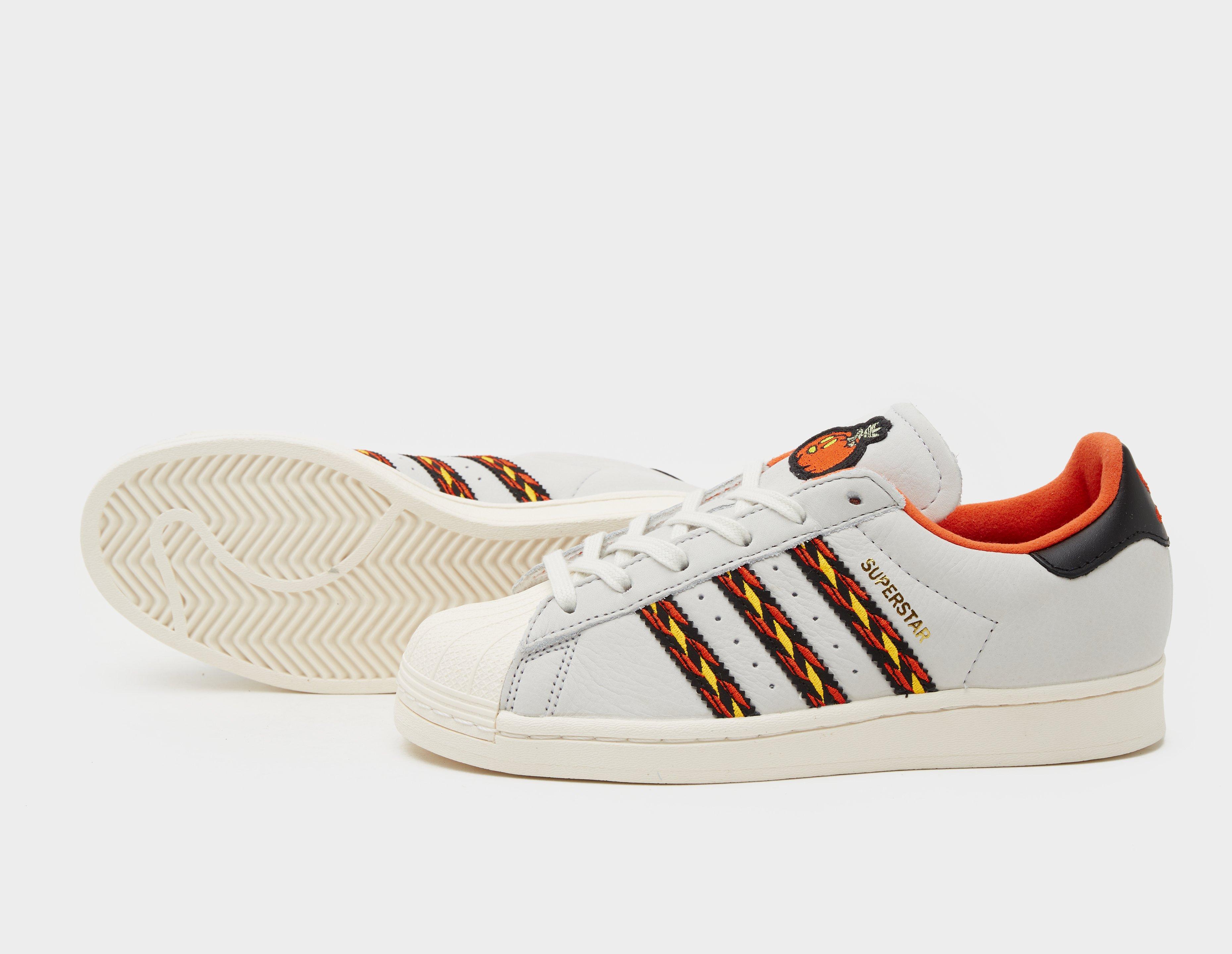 logo Slink Echt White adidas Originals Superstar Halloween Women's | Футбольные бутсы adidas  Predator Edge | Classicfuncenter?