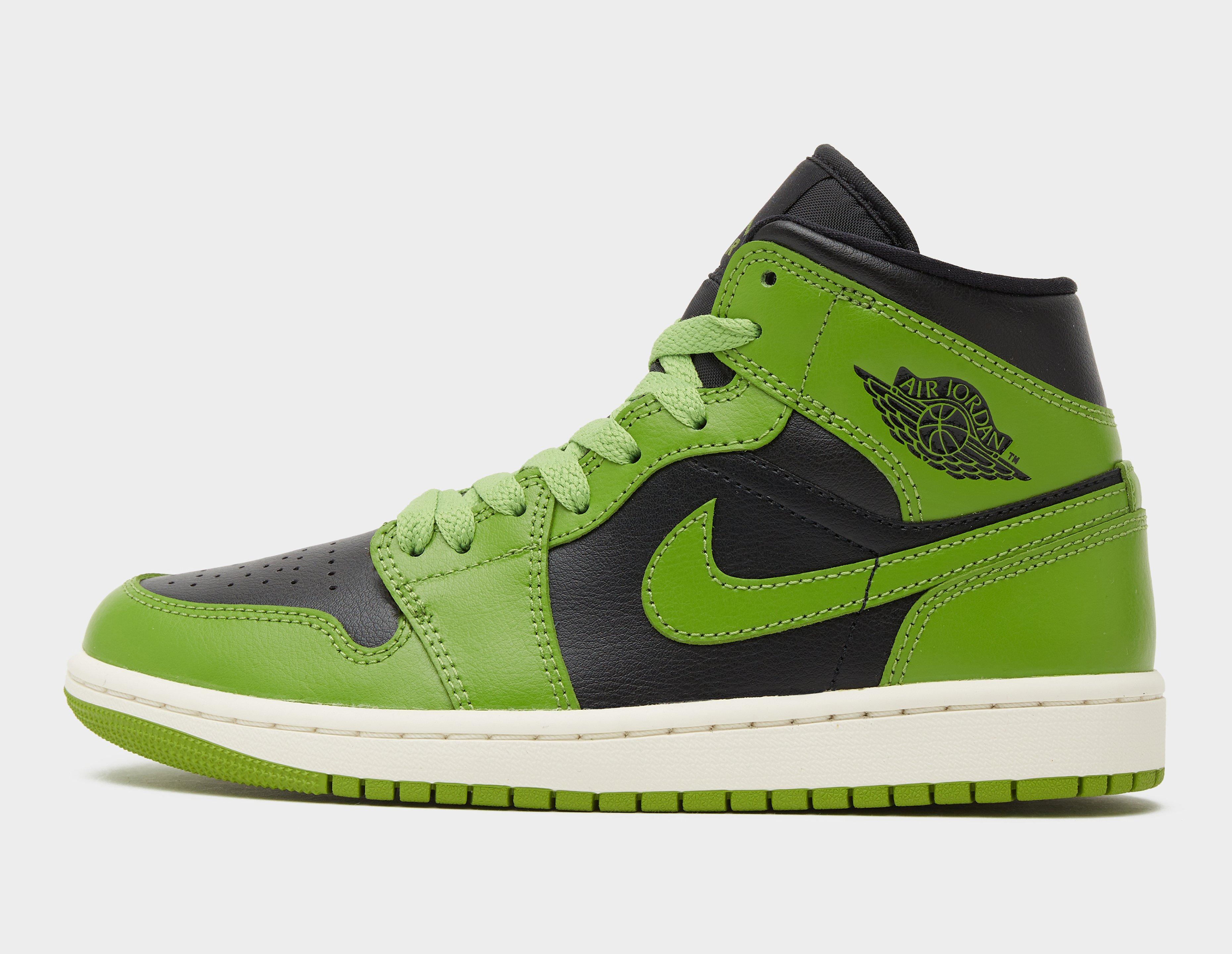 green jordan 1 mid women's