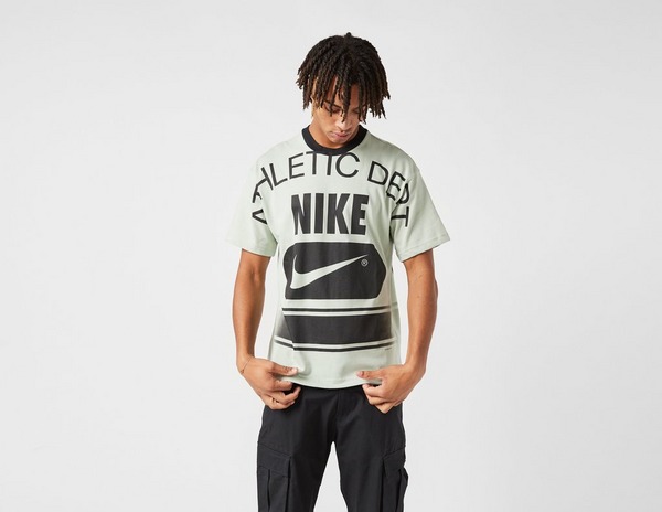 Nike Athletic T-Shirt en | size? España