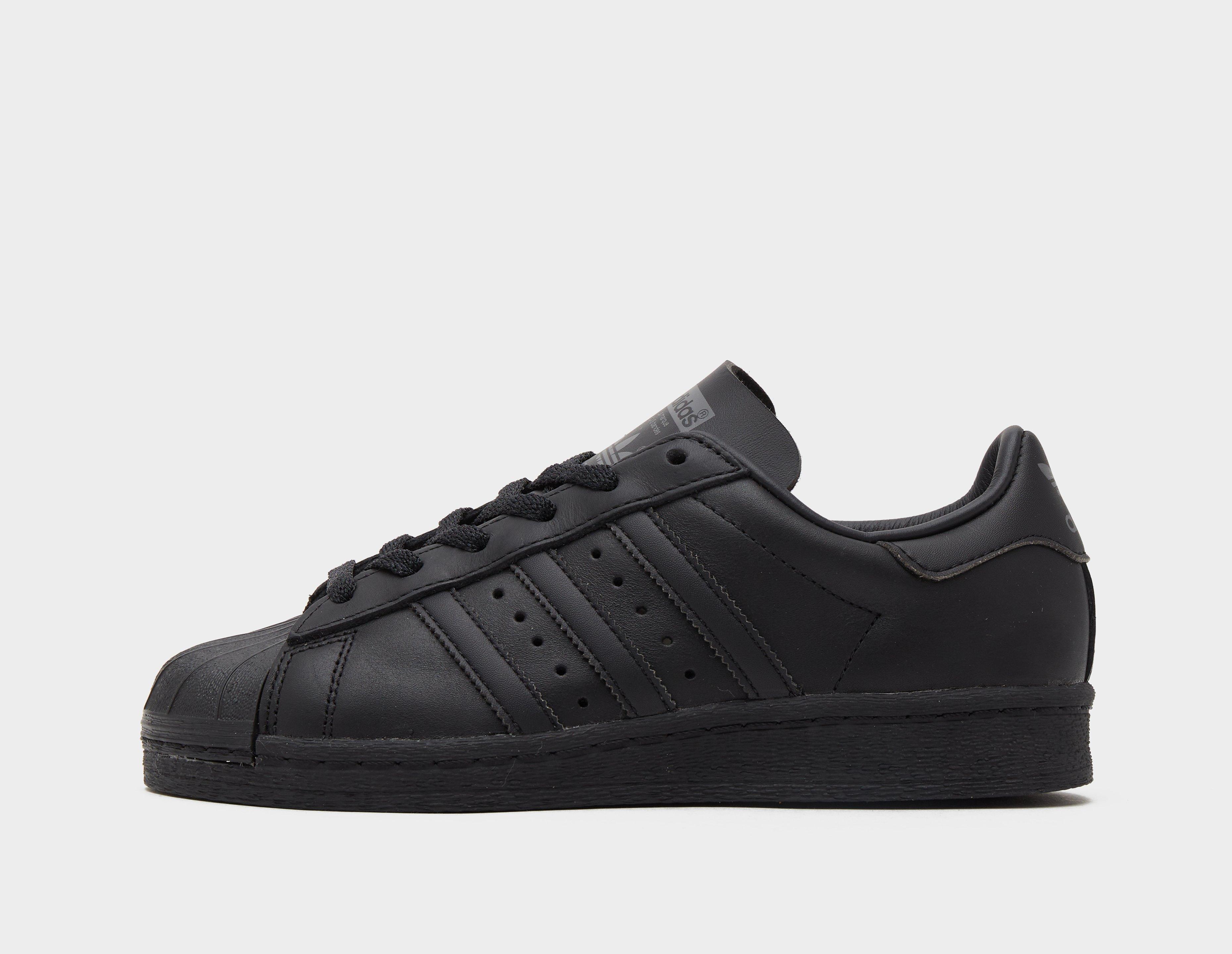 Adidas superstar store black dames