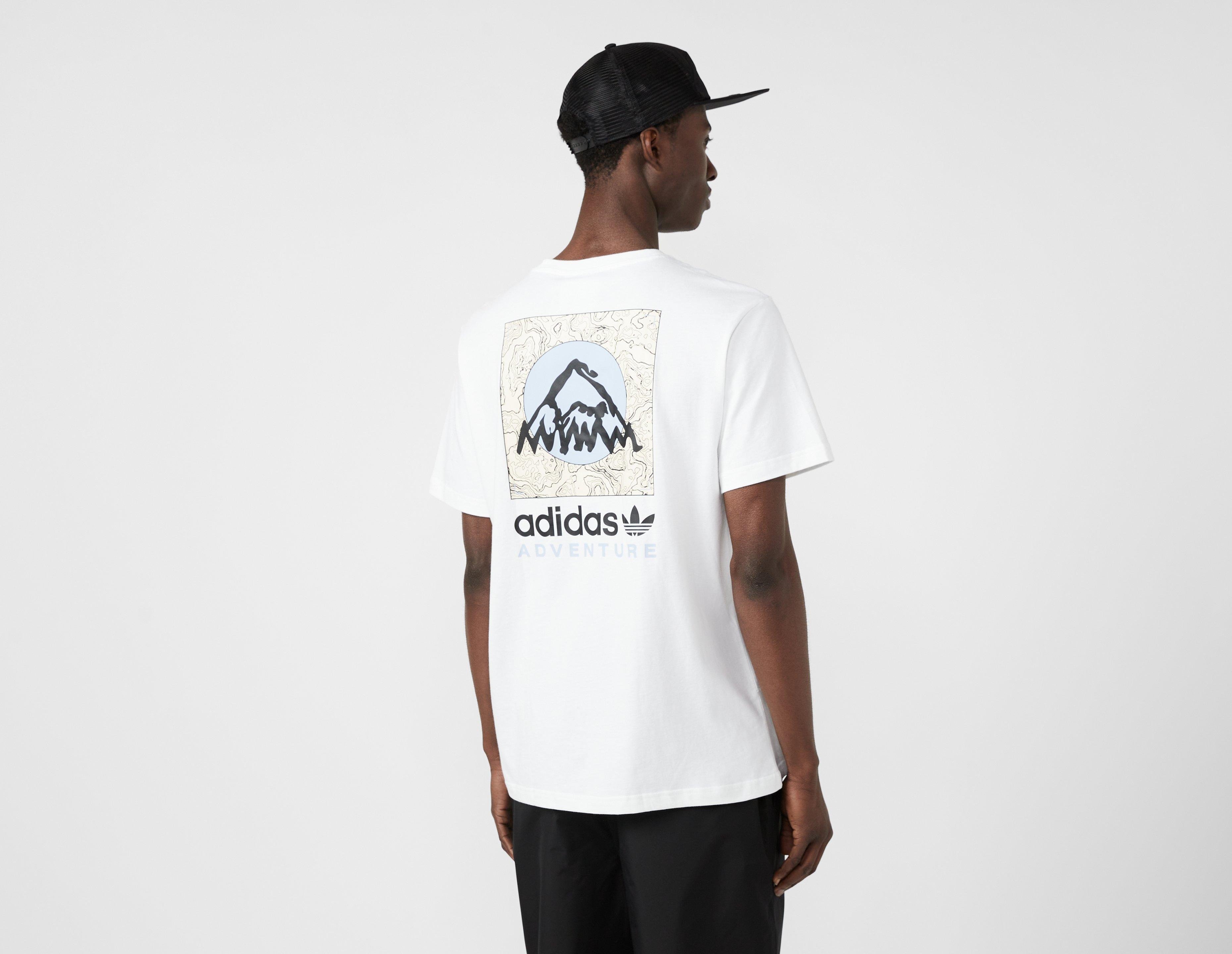 cojo Mula Violeta adidas Originals Camiseta Adventure Mountain Back en Blanco | size? España