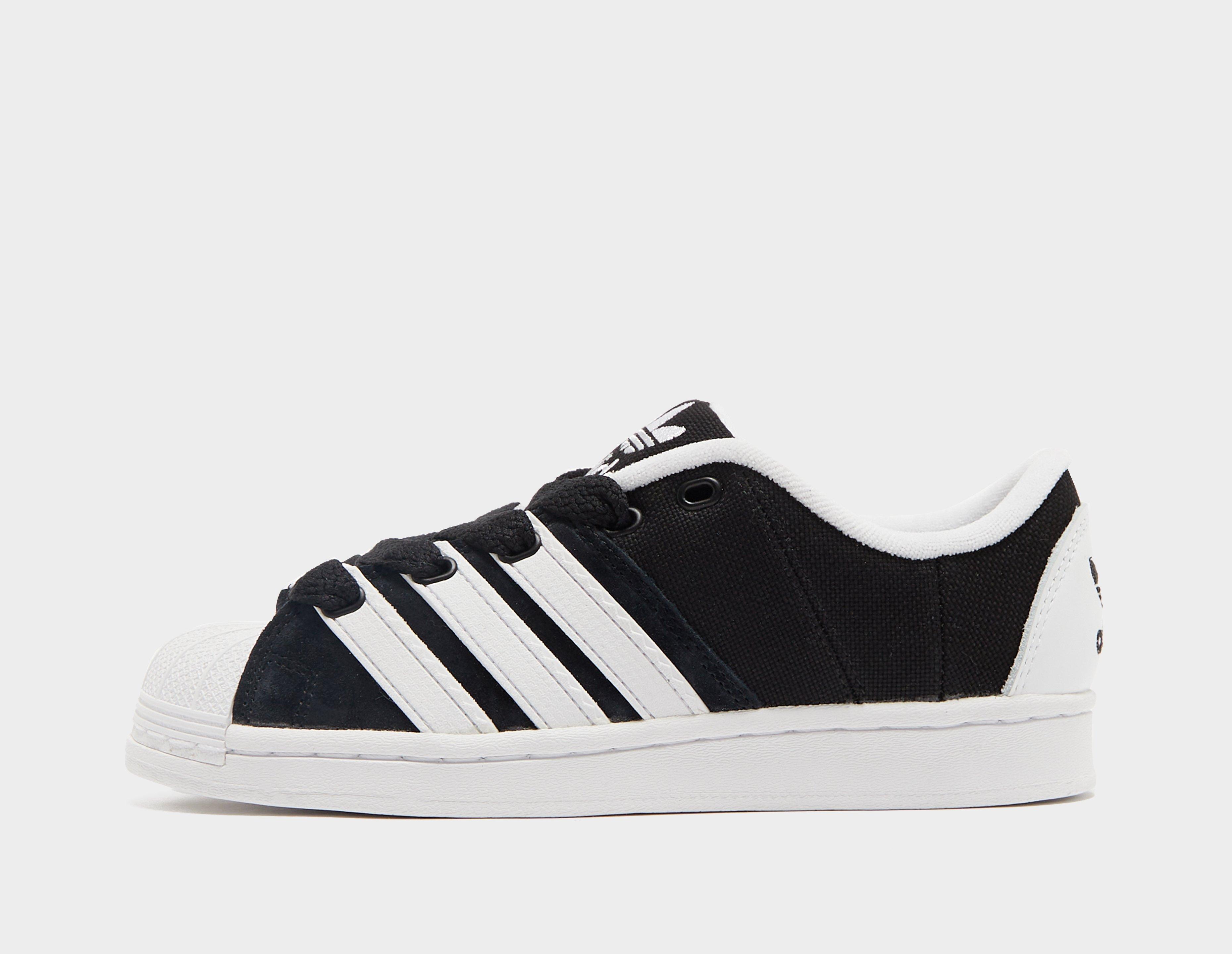 Healthdesign? | Black adidas Originals Superstar Supermodified