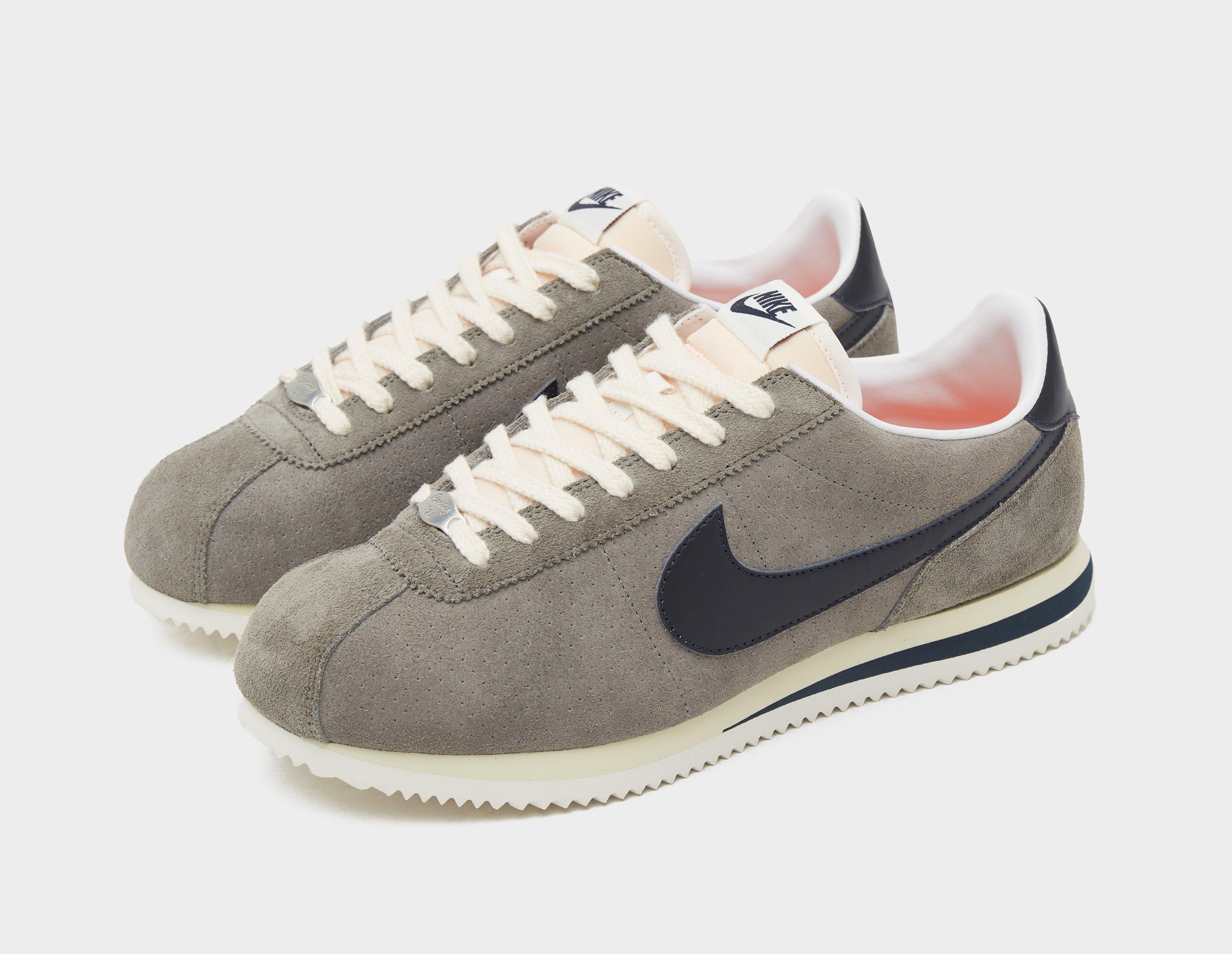 Nike hotsell cortez grises