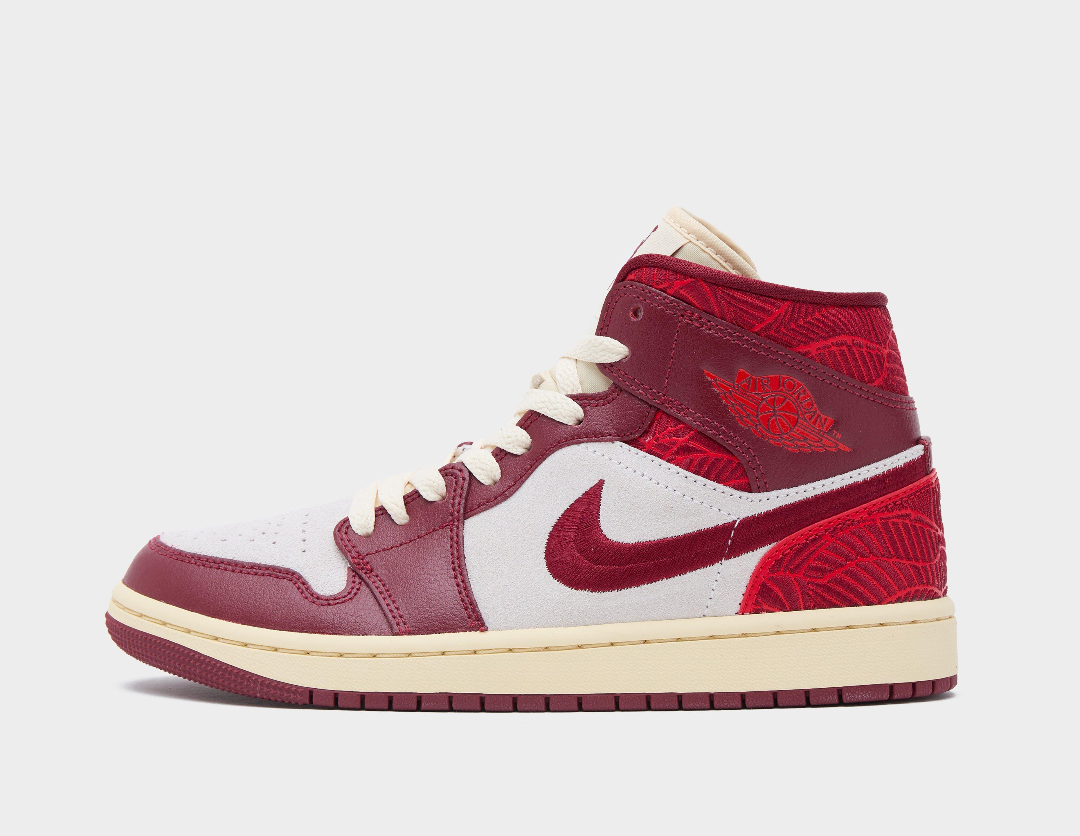 Rood Jordan Air 1 Mid Dames size Nederland