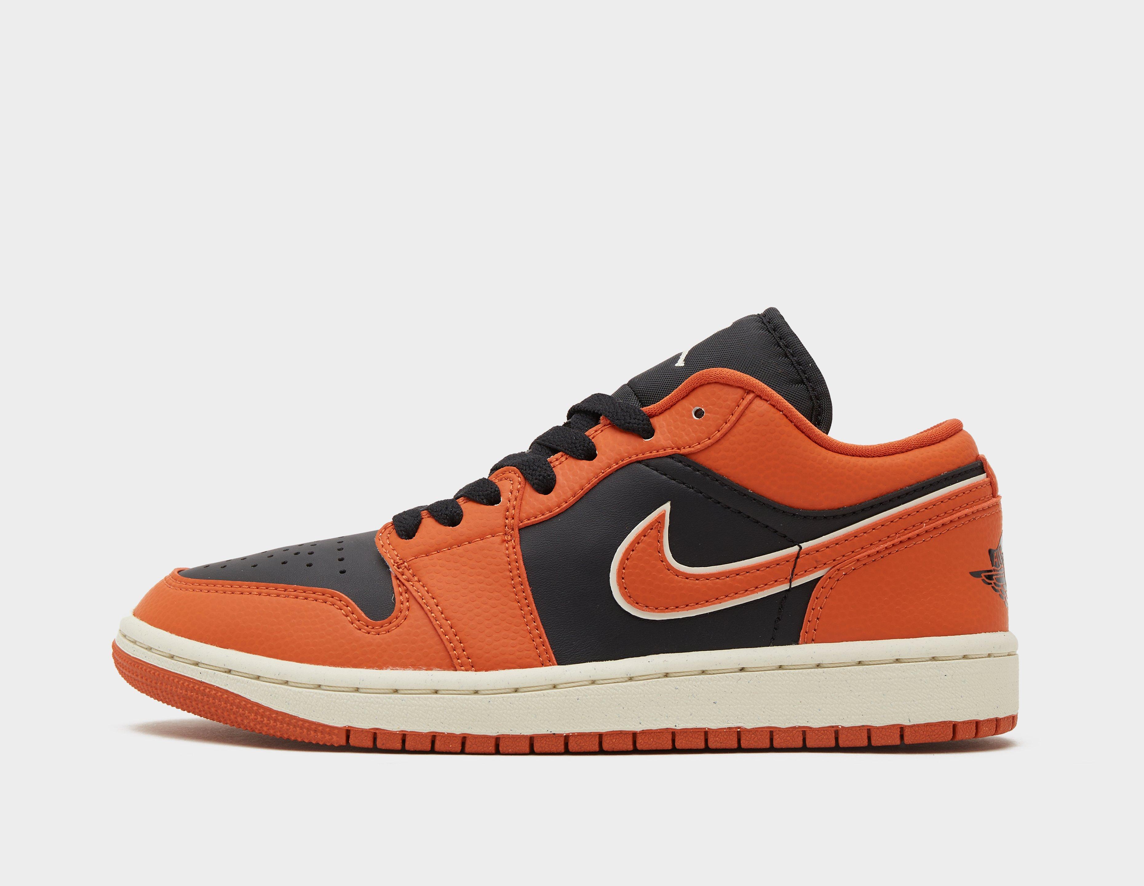 Nike air deals jordans 1 orange